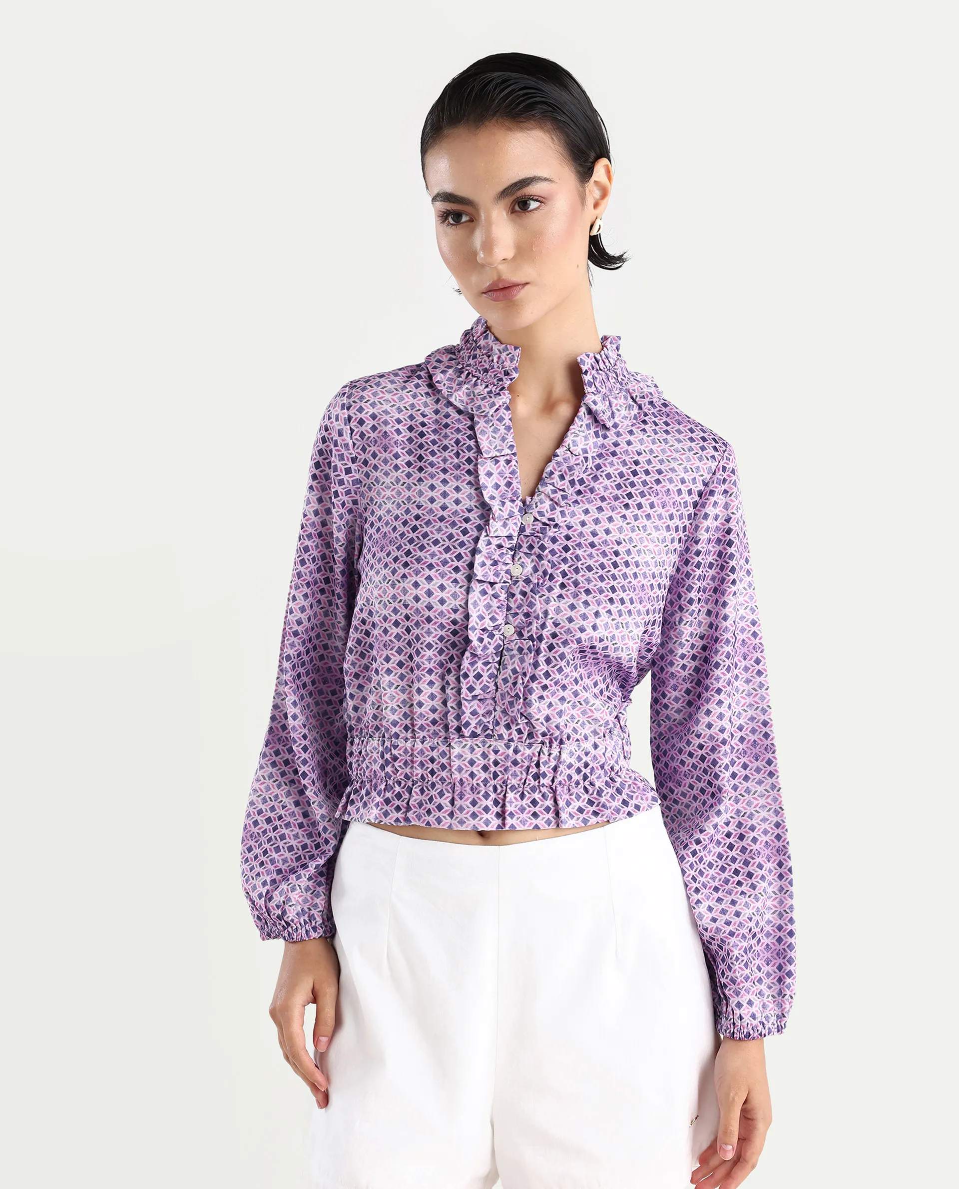 Rareism Women's Mugal Multi Polyester Blend V-Neck Geometric Print Balloon Sleeve Crop Regular Fit Top - Image 3