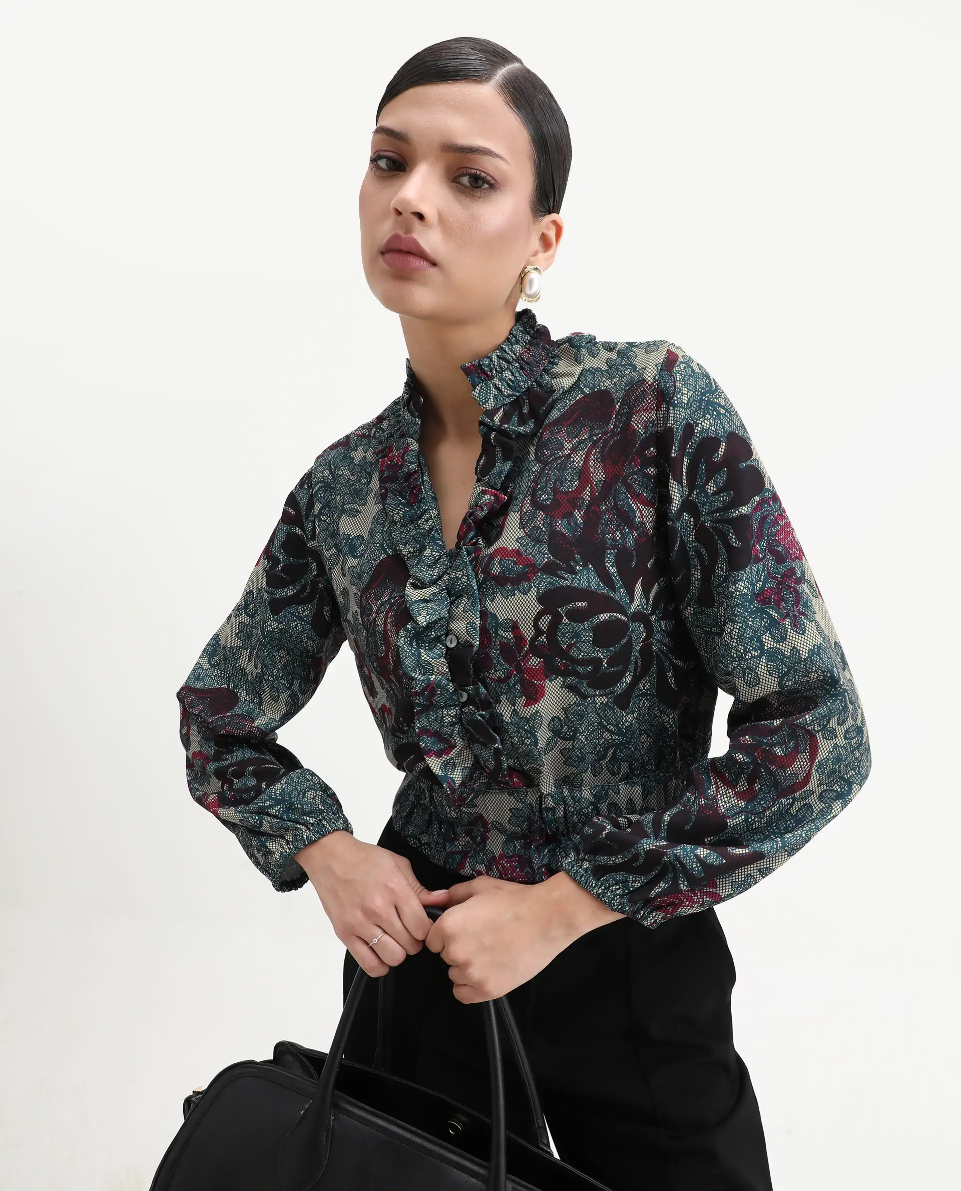 Rareism Women's Mugla Multi Polyester Blend V-Neck Floral Print Balloon Sleeve Crop Regular Fit Top - Image 3
