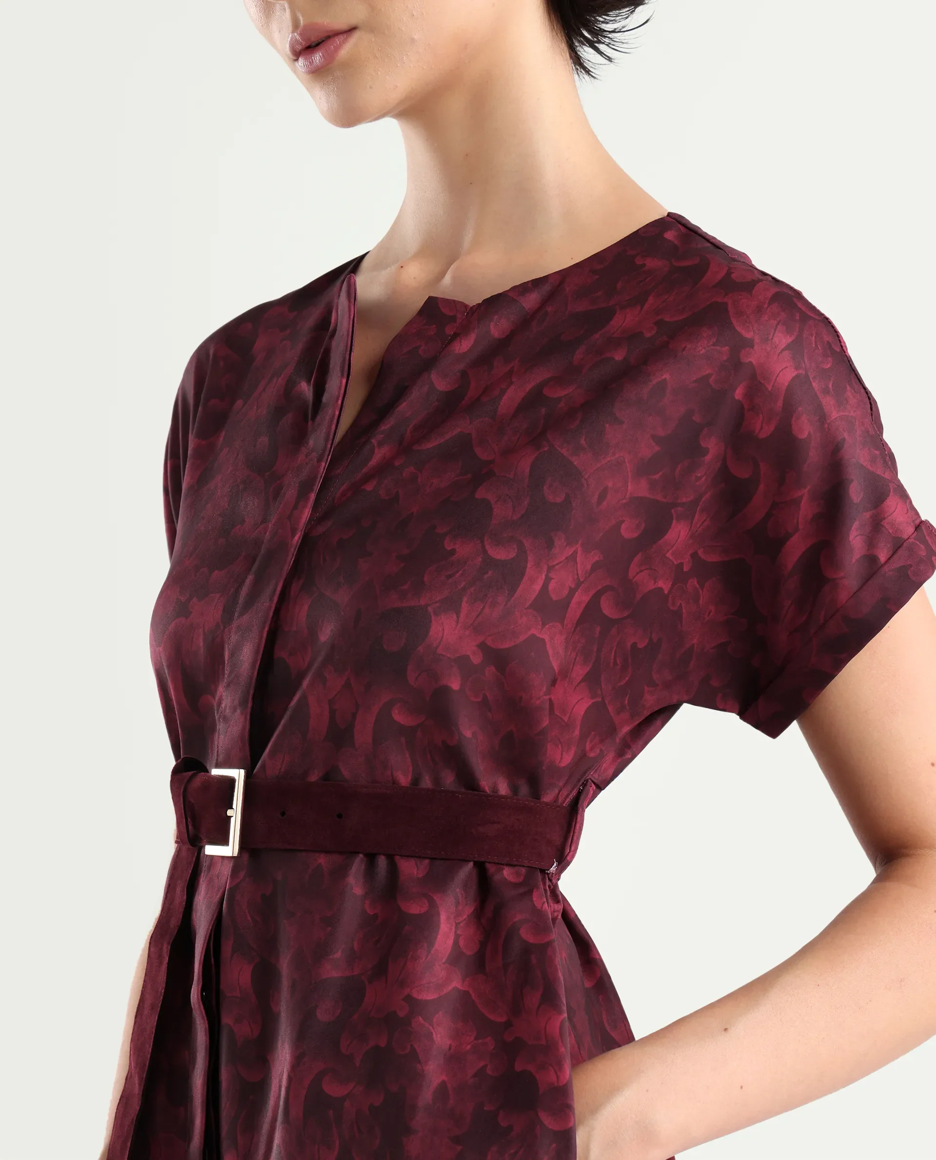 Rareism Women's Mulaani Maroon Satin Round Neck Abstract Print Extended Sleeves Midi A-Line Dress - Image 4
