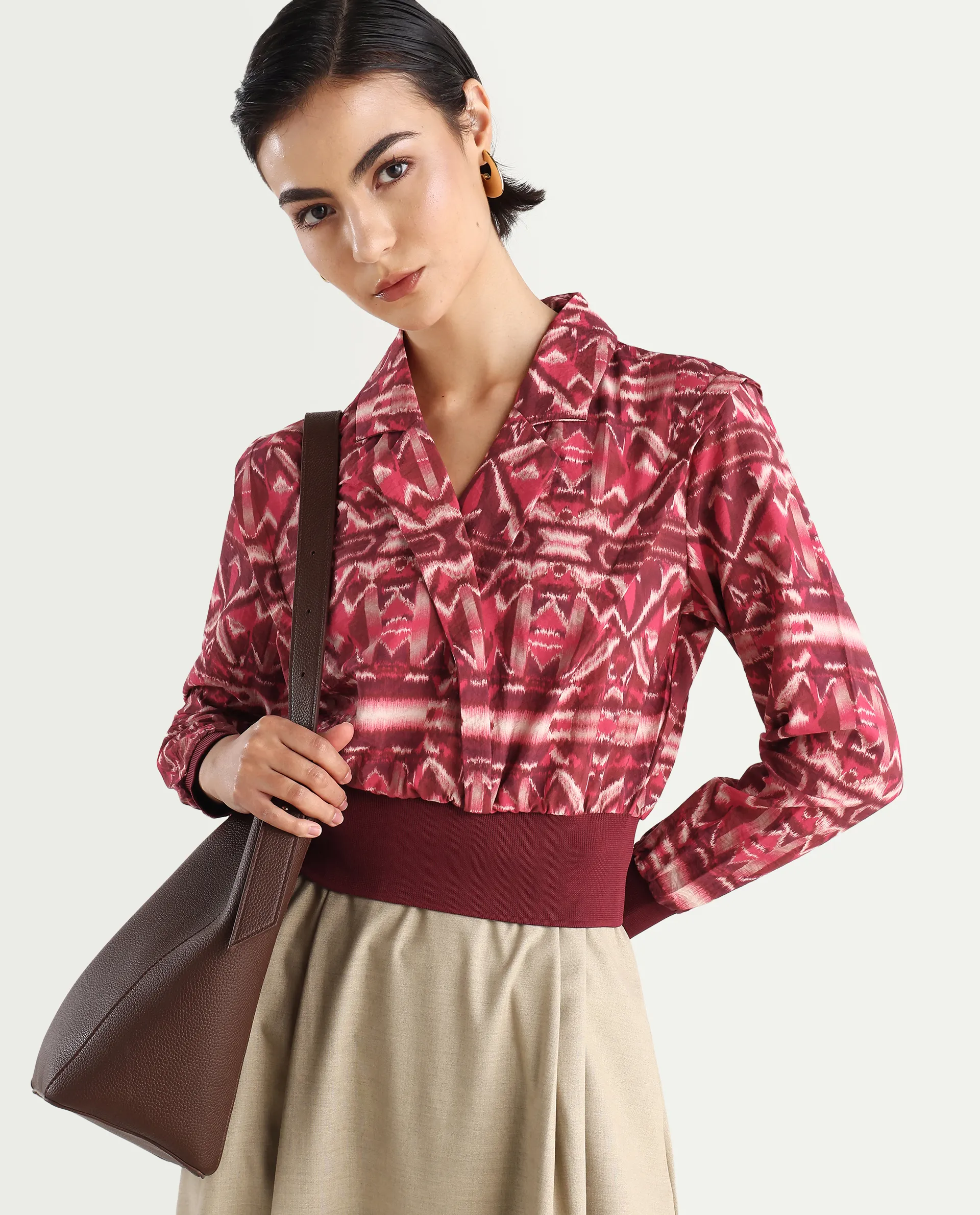 Rareism Women's Mus Multi Nylon Blend V-Neck Abstract Print Cuffed Sleeve Regular Fit Top - Image 3