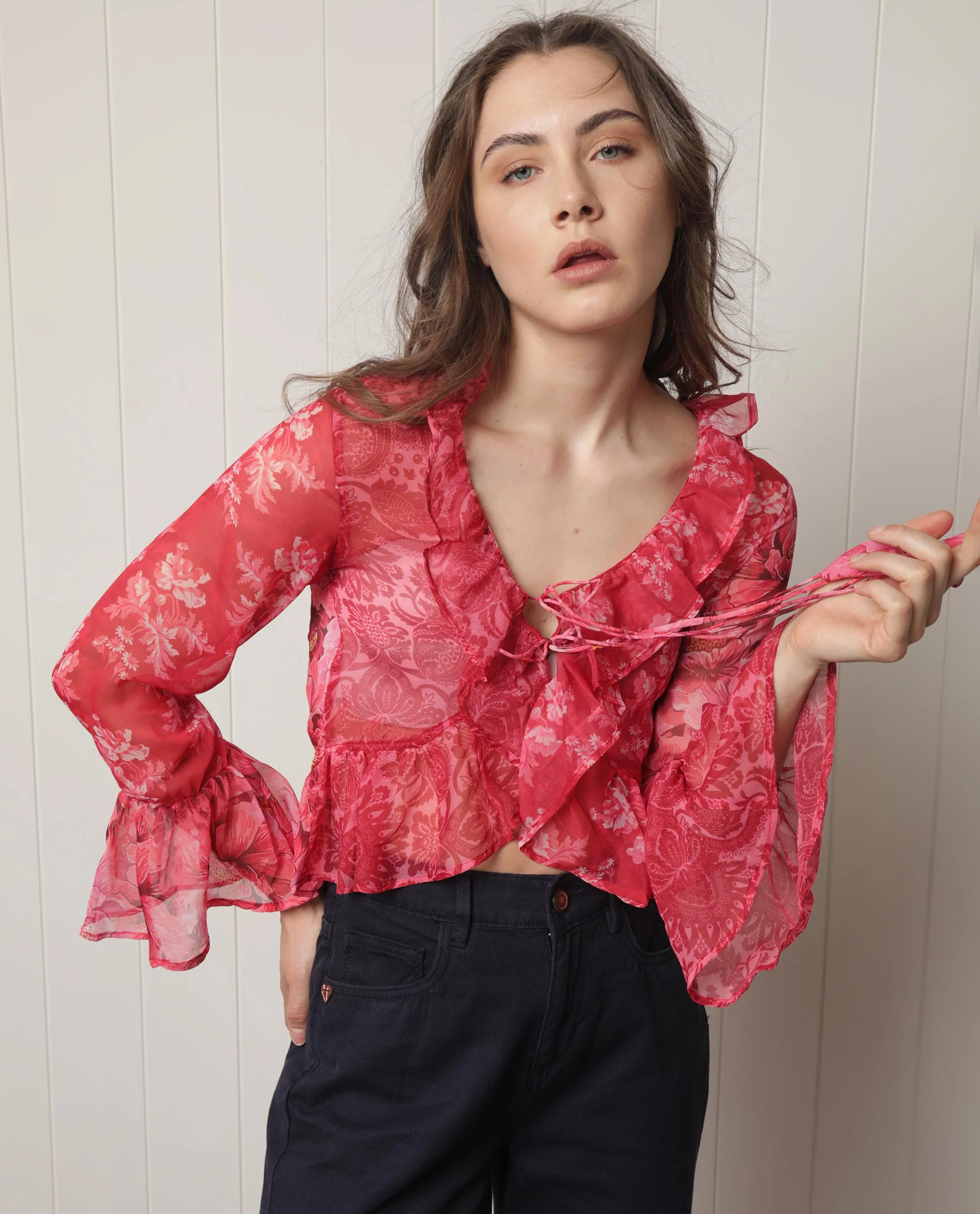 Rareism Women's Myloh Maroon Polyester V-Neck Floral Print Bell Sleeve Crop Regular Fit Shrug - Image 5