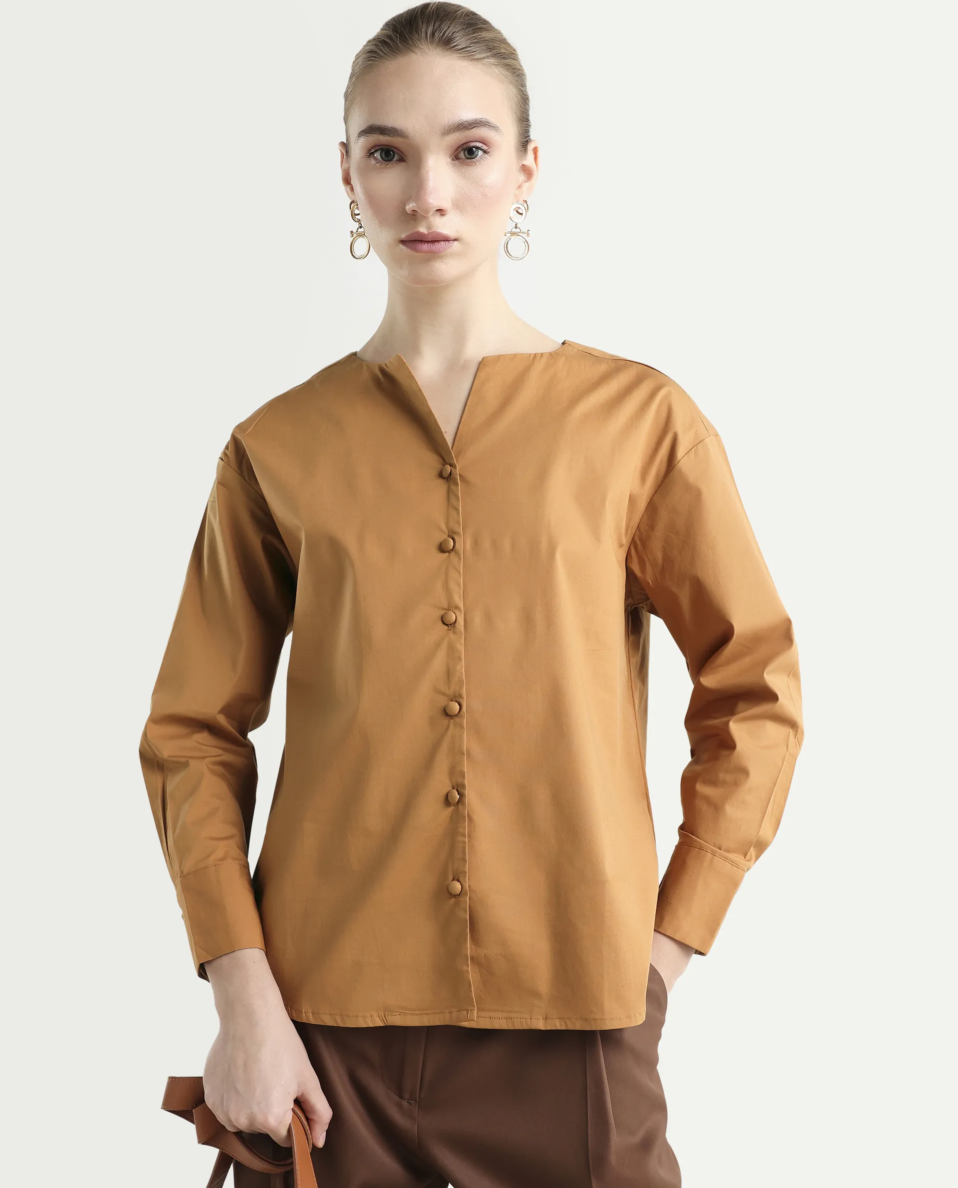 Rareism Women's Nagoya Light Brown Crew Neck Plain Cuffed Sleeve Regular Fit Top