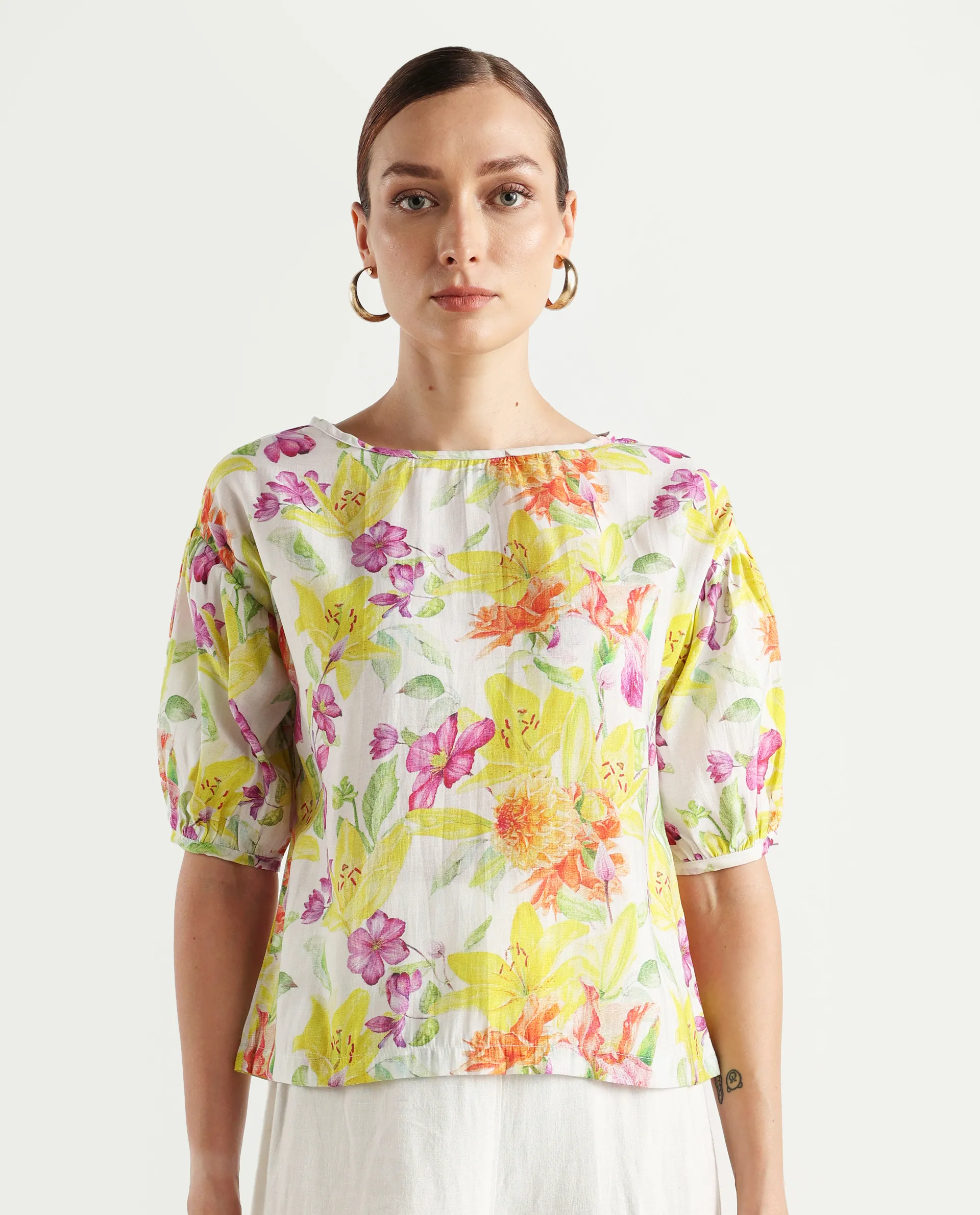 Rareism Women's Naldu Multi Viscose Crew Neck Floral Print Bishop Sleeve Boxy Fit Top - Image 3