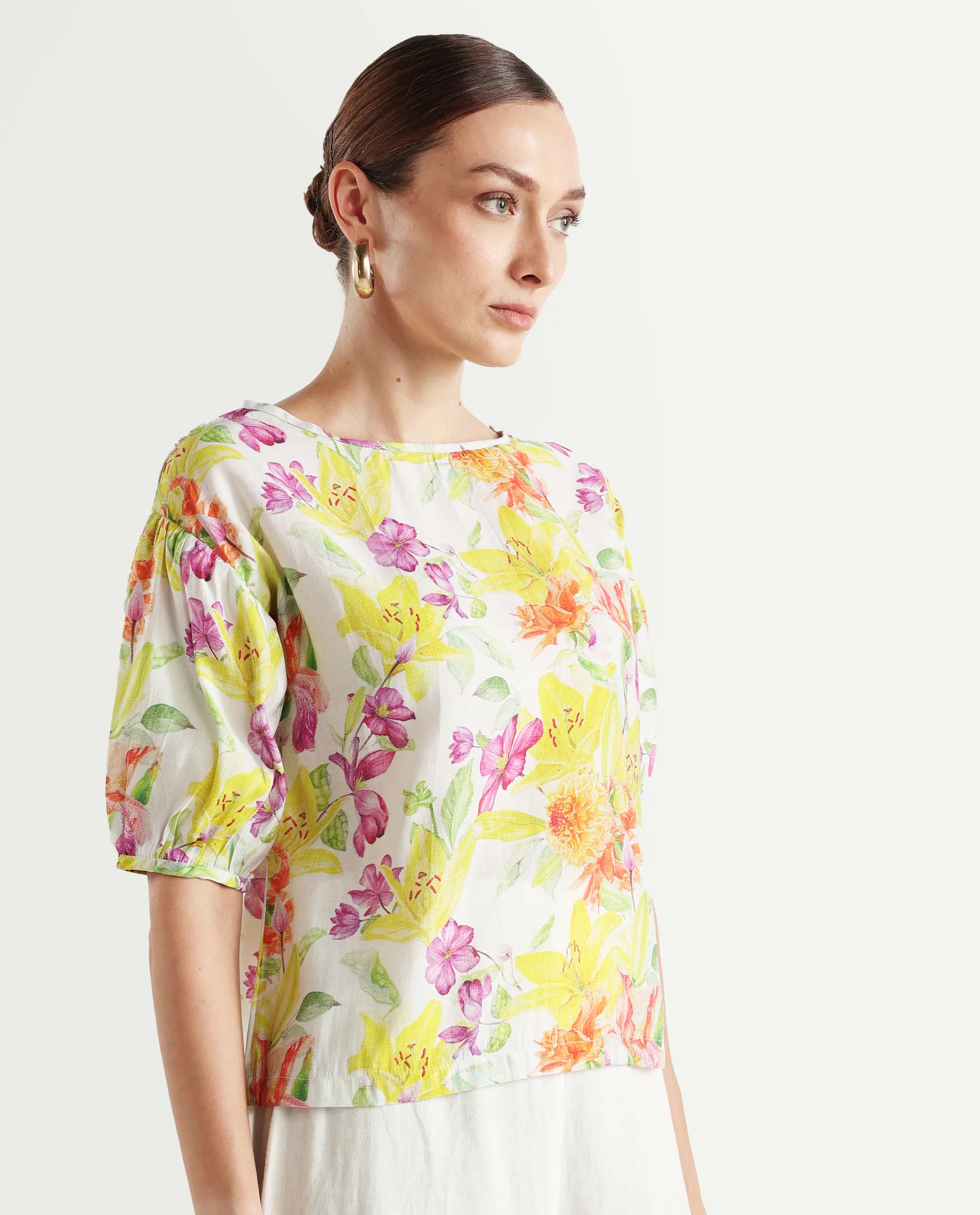 Rareism Women's Naldu Multi Viscose Crew Neck Floral Print Bishop Sleeve Boxy Fit Top - Image 6