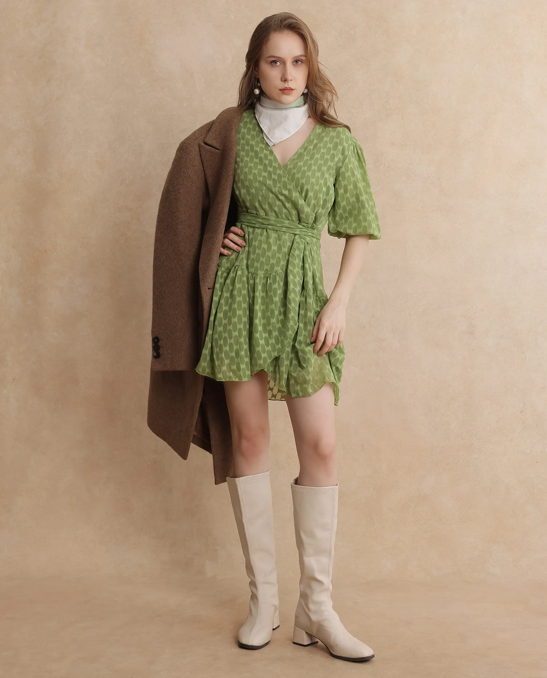 Rareism Women's Namika Light Green Polyester Blend V-Neck Plain Balloon Sleeve Mini Fit And Flare Dress - Image 10