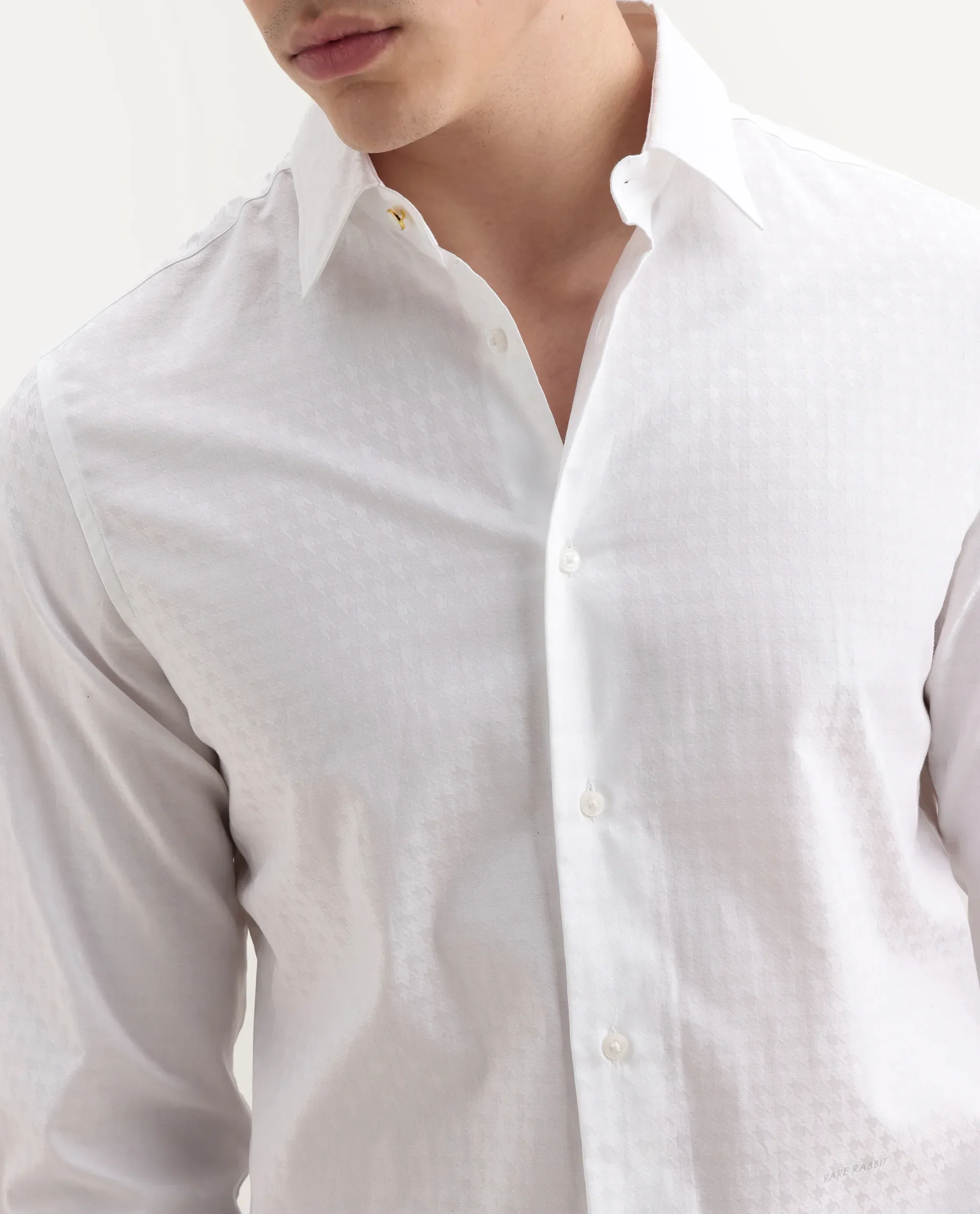Rare Rabbit Men's Narb White Cotton Spread Collar Fit And Flare Jacquard Shirt - Image 3