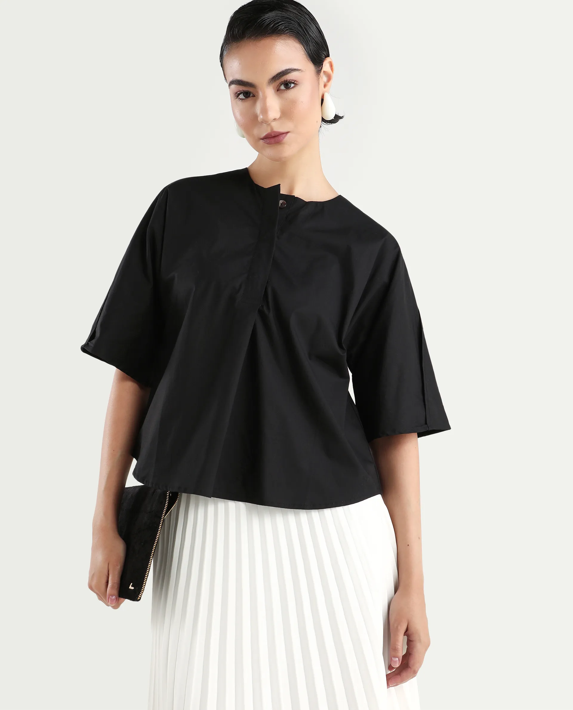 Rareism Women's Naruto Black Cotton Crew Neck Plain Balloon Sleeve Relaxed Fit Top - Image 3