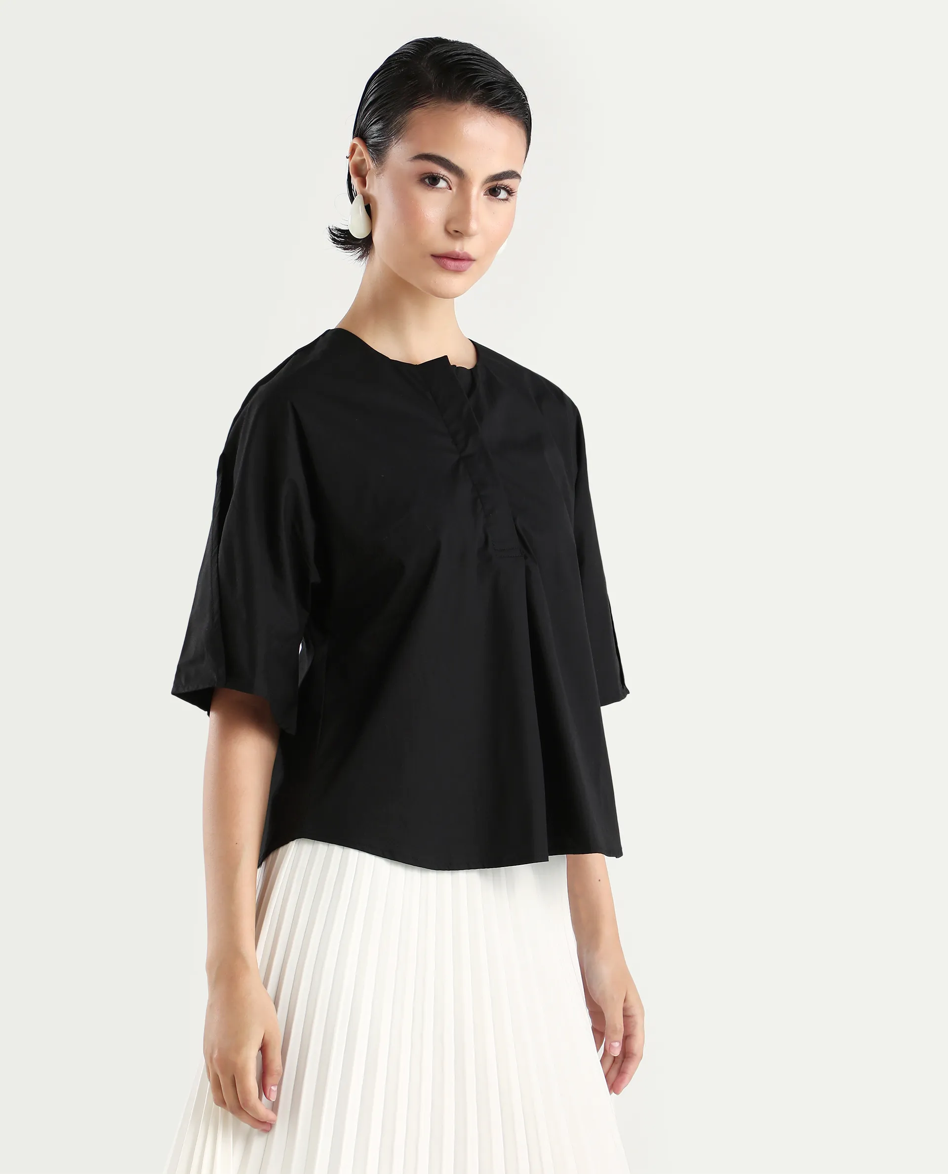 Rareism Women's Naruto Black Cotton Crew Neck Plain Balloon Sleeve Relaxed Fit Top - Image 6