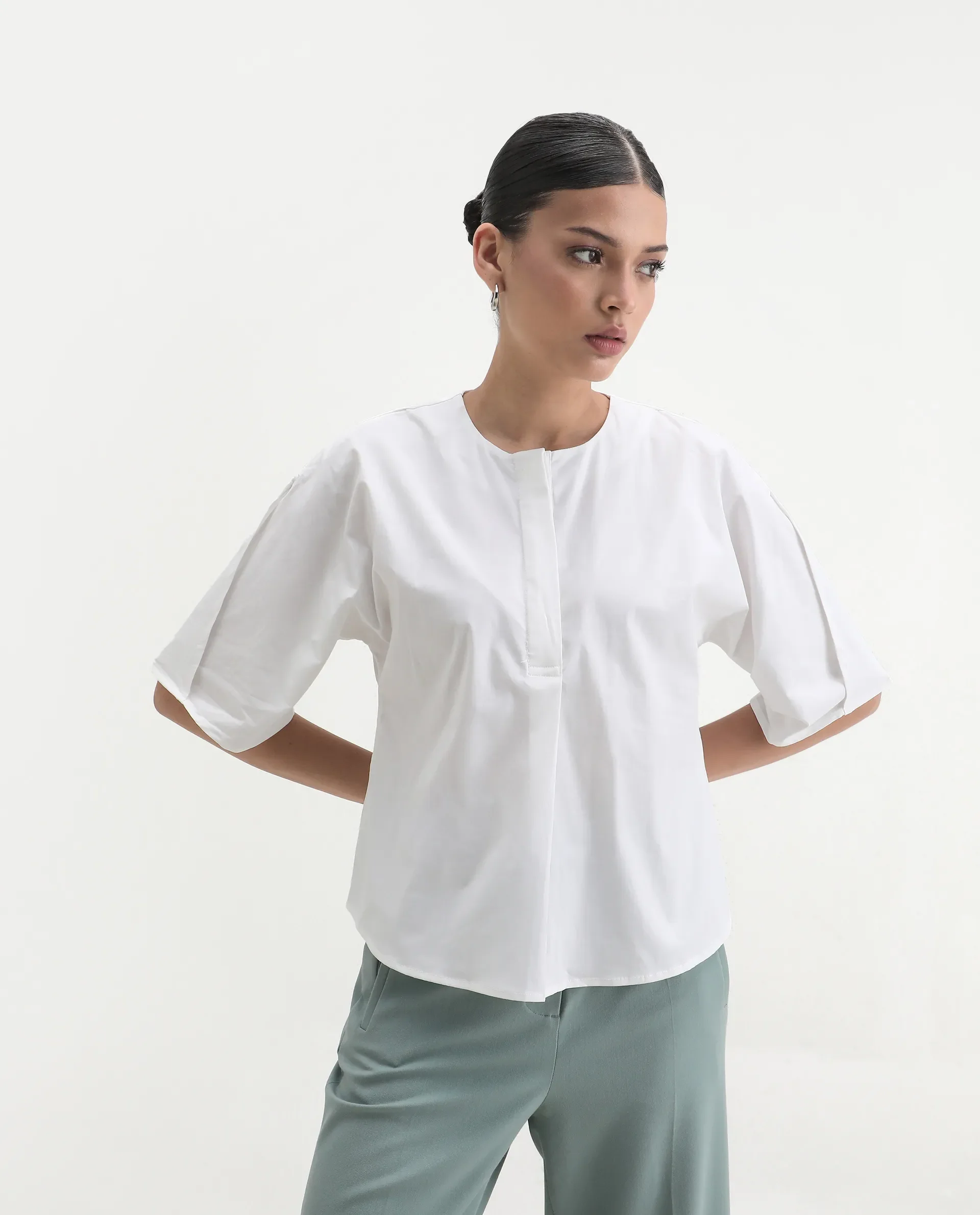 Rareism Women's Naruto White Cotton Crew Neck Plain Balloon Sleeve Relaxed Fit Top
