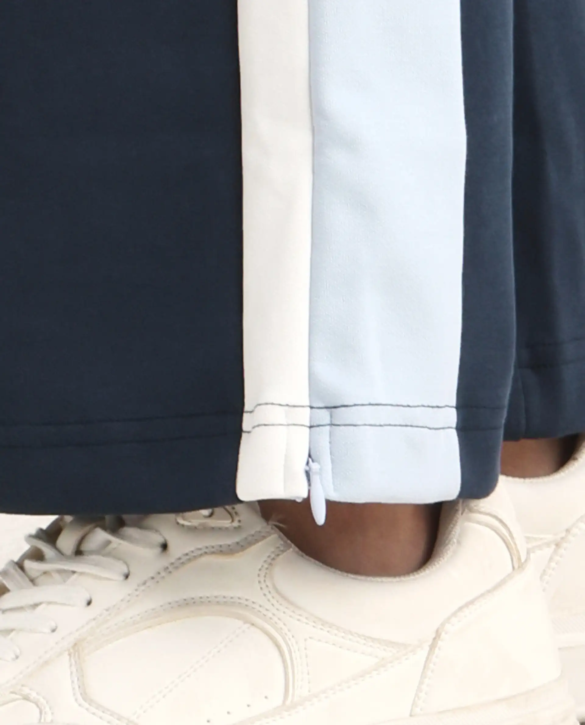 Rareism Women's Naut Navy Cotton Plain Ankle Length Wide Track Pant - Image 5