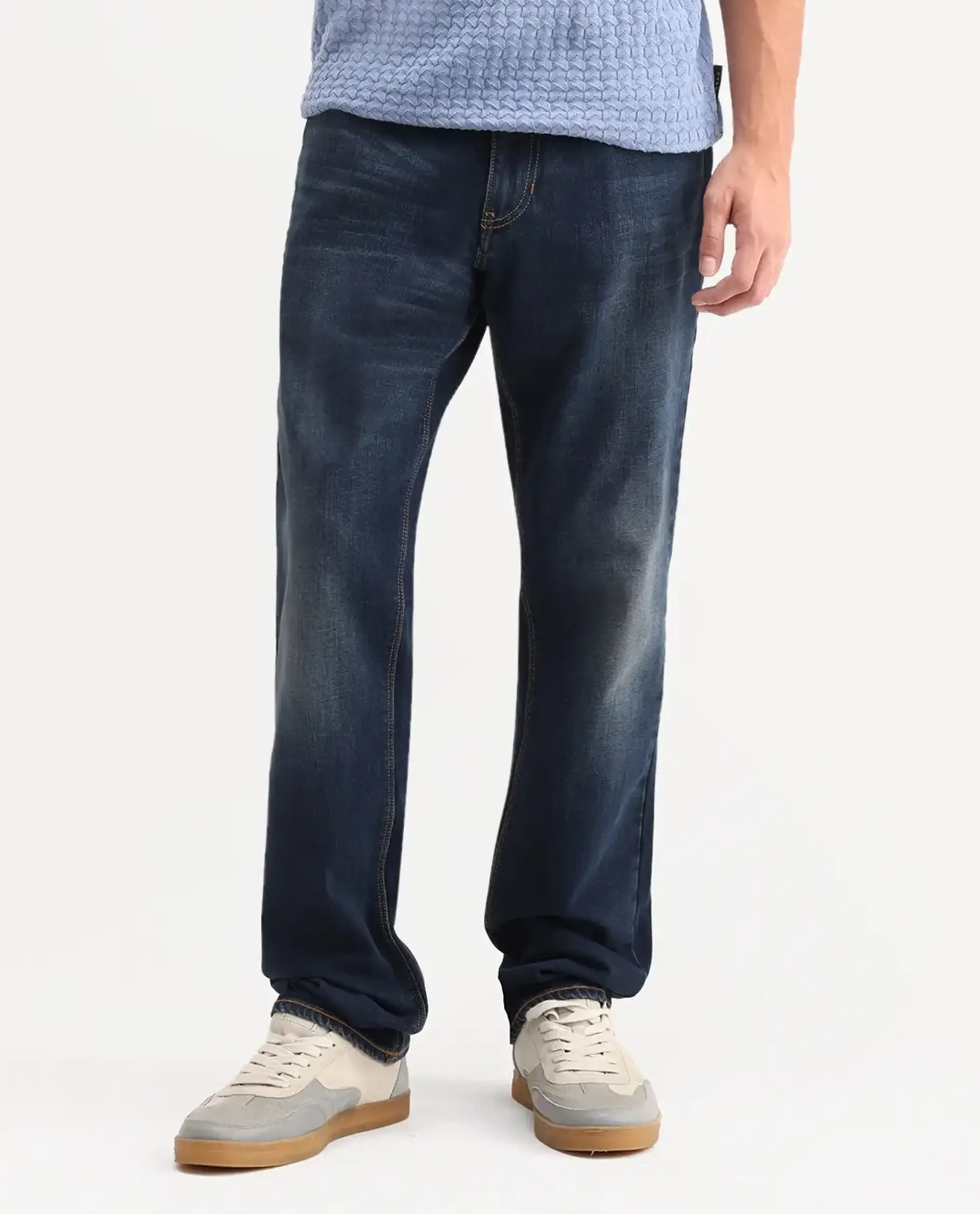 Rare Rabbit Men's Naze Dark Navy Cotton Blend Fabric Shank And Zipper Morris Regular Plain Jeans - Image 8