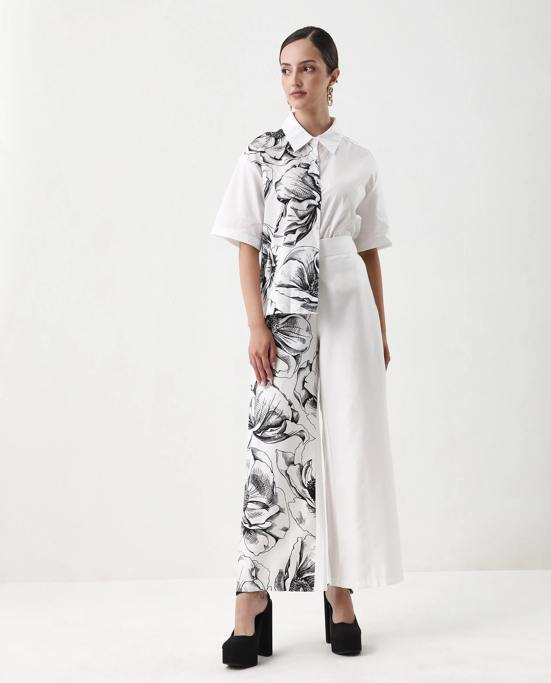 Rareism Women's Neilsono White Cotton Blend Floral Print Ankle Length Flared Trouser - Image 4