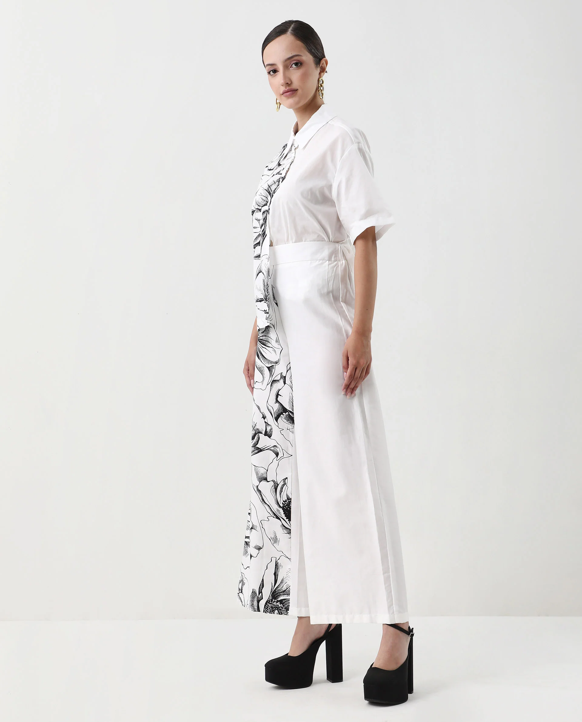 Rareism Women's Neilsono White Cotton Blend Floral Print Ankle Length Flared Trouser - Image 5