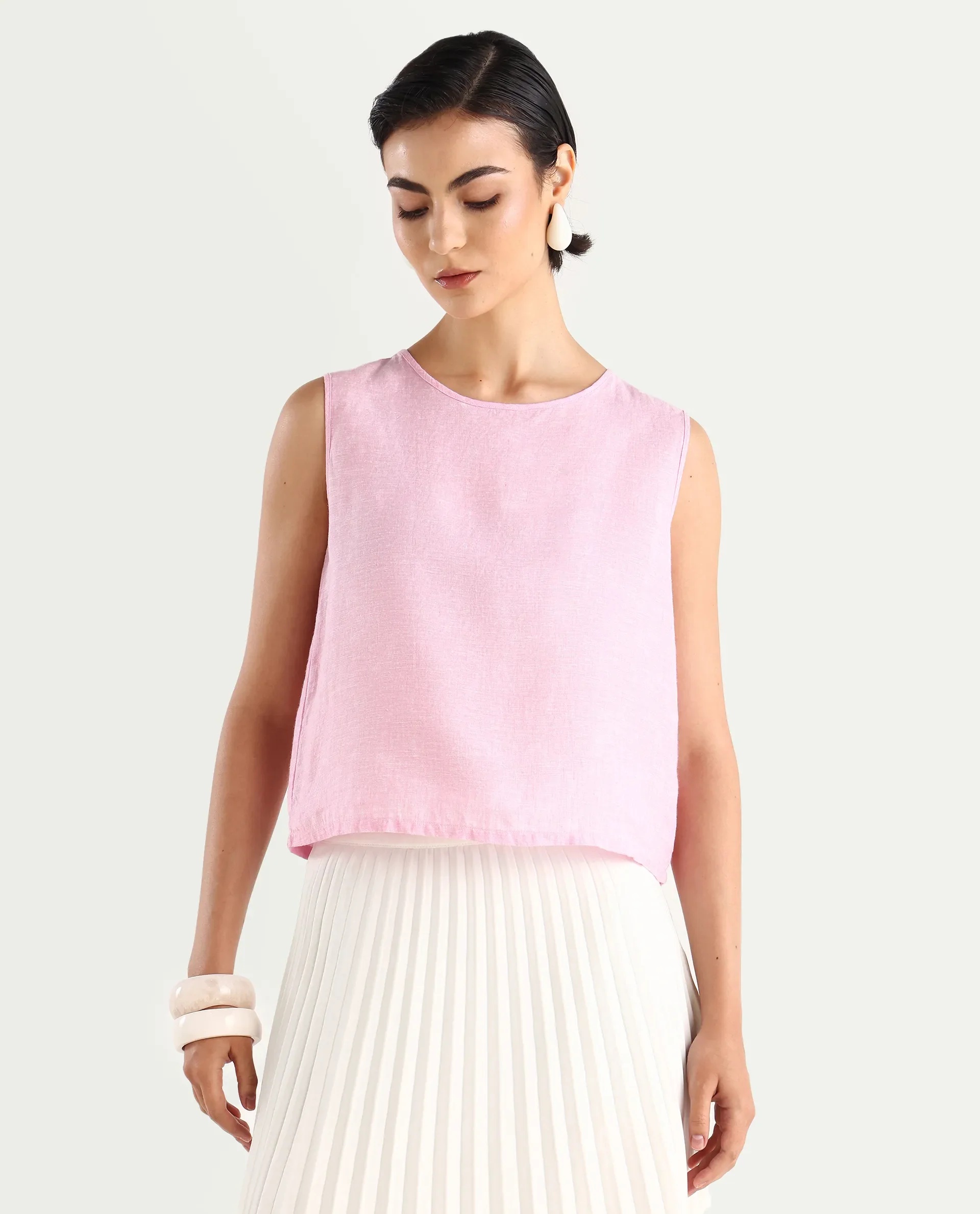 Rareism Women's Nenk Light Pink 100% Linen Sleeveless Crew Neck Regular Fit Plain Top - Image 2