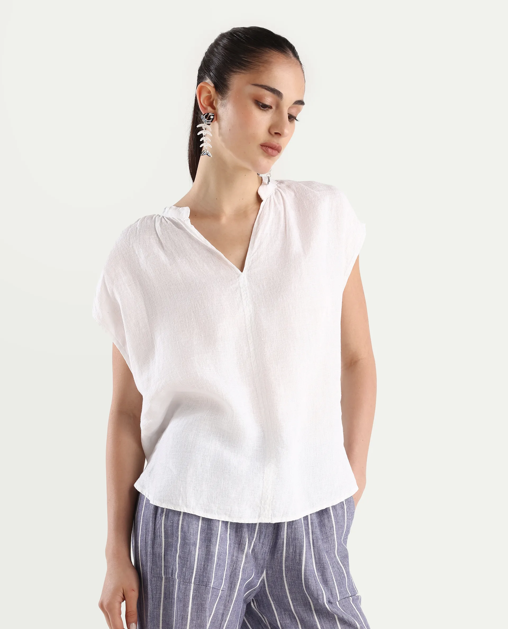 Rareism Women's Nenso White 100% Linen Extended Sleeves Mandarin Collar Relaxed Fit Plain Top - Image 6