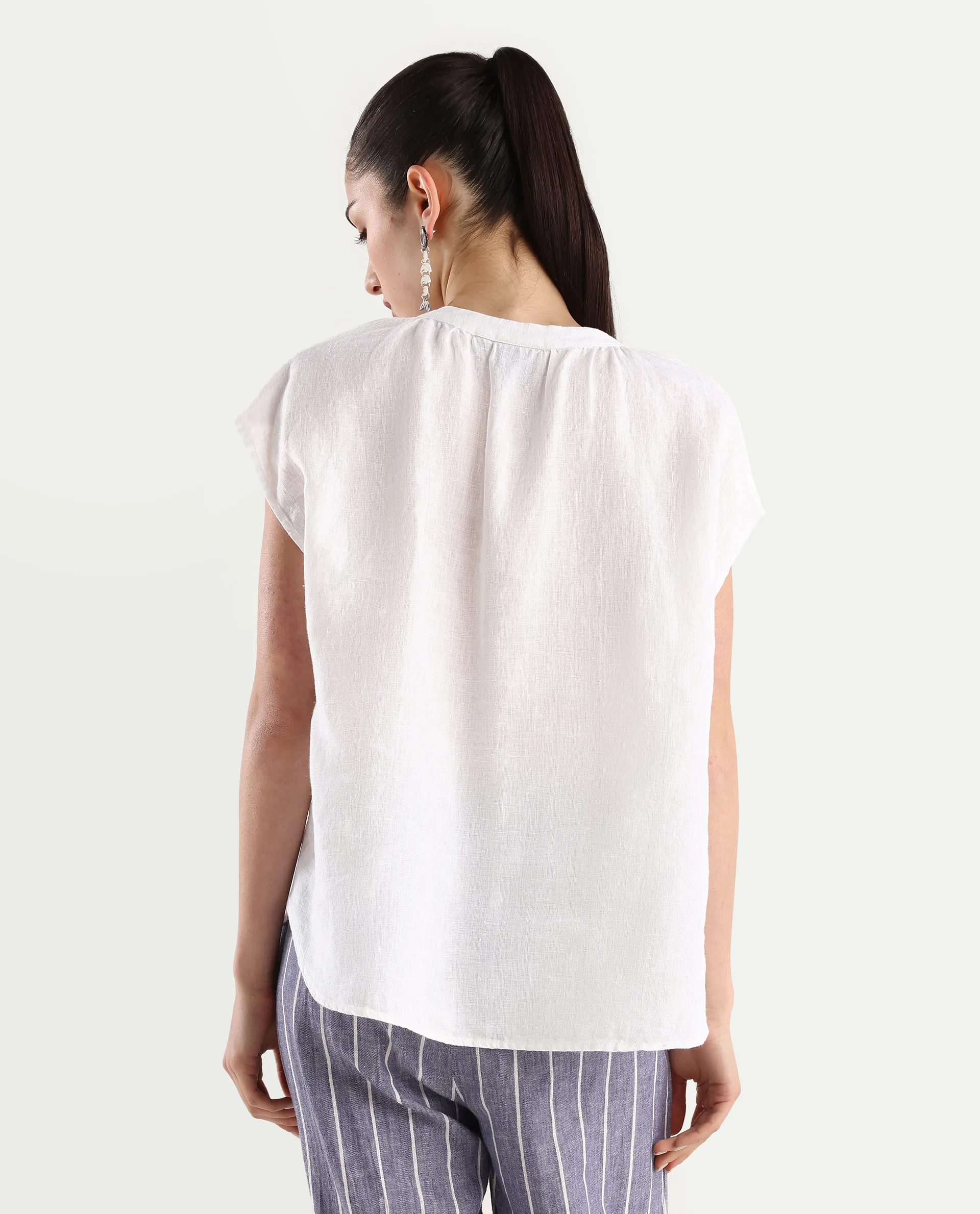 Rareism Women's Nenso White 100% Linen Extended Sleeves Mandarin Collar Relaxed Fit Plain Top - Image 7