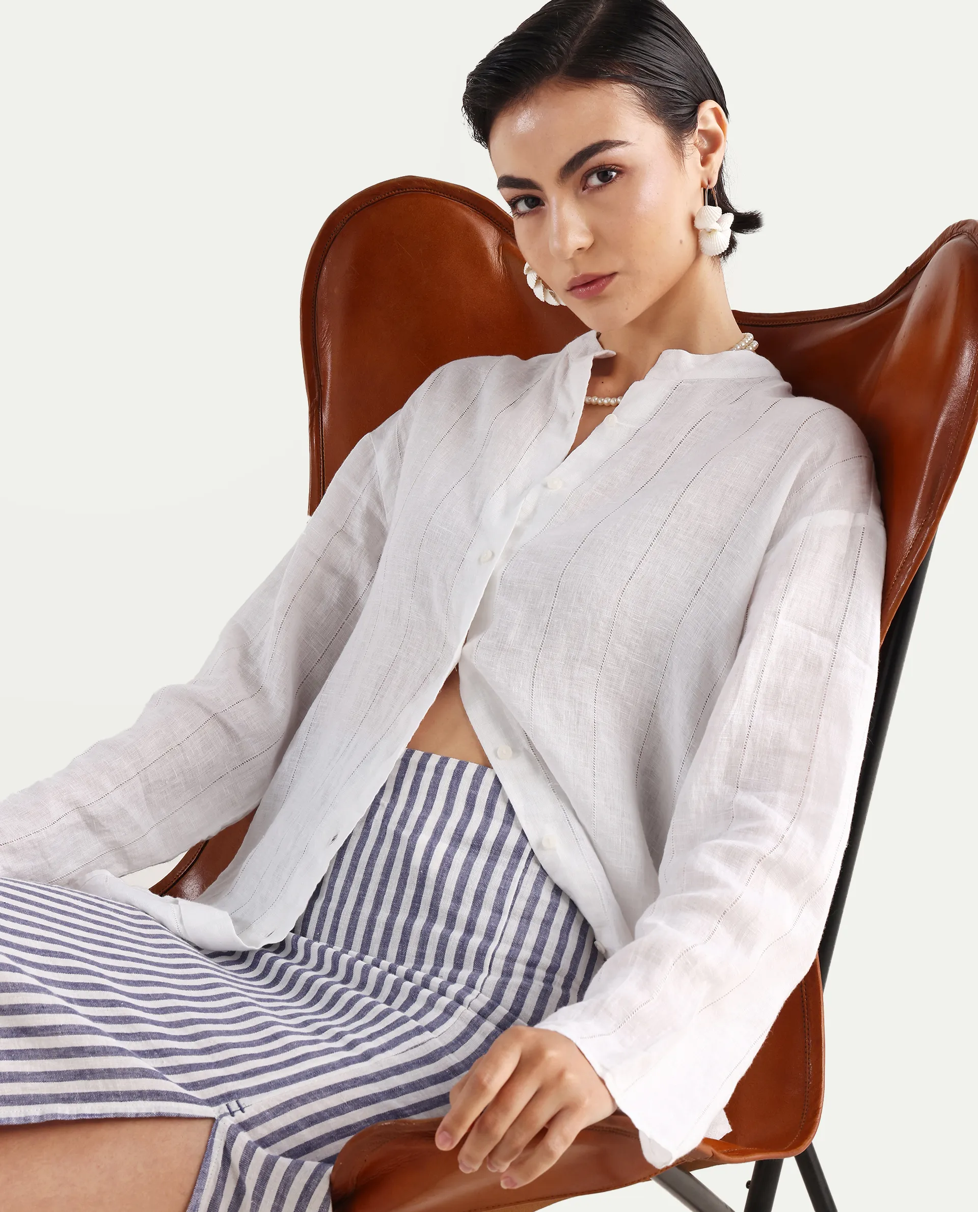 Rareism Women's Nenti White Cotton Mandarin Collar Regular Fit Plain Top