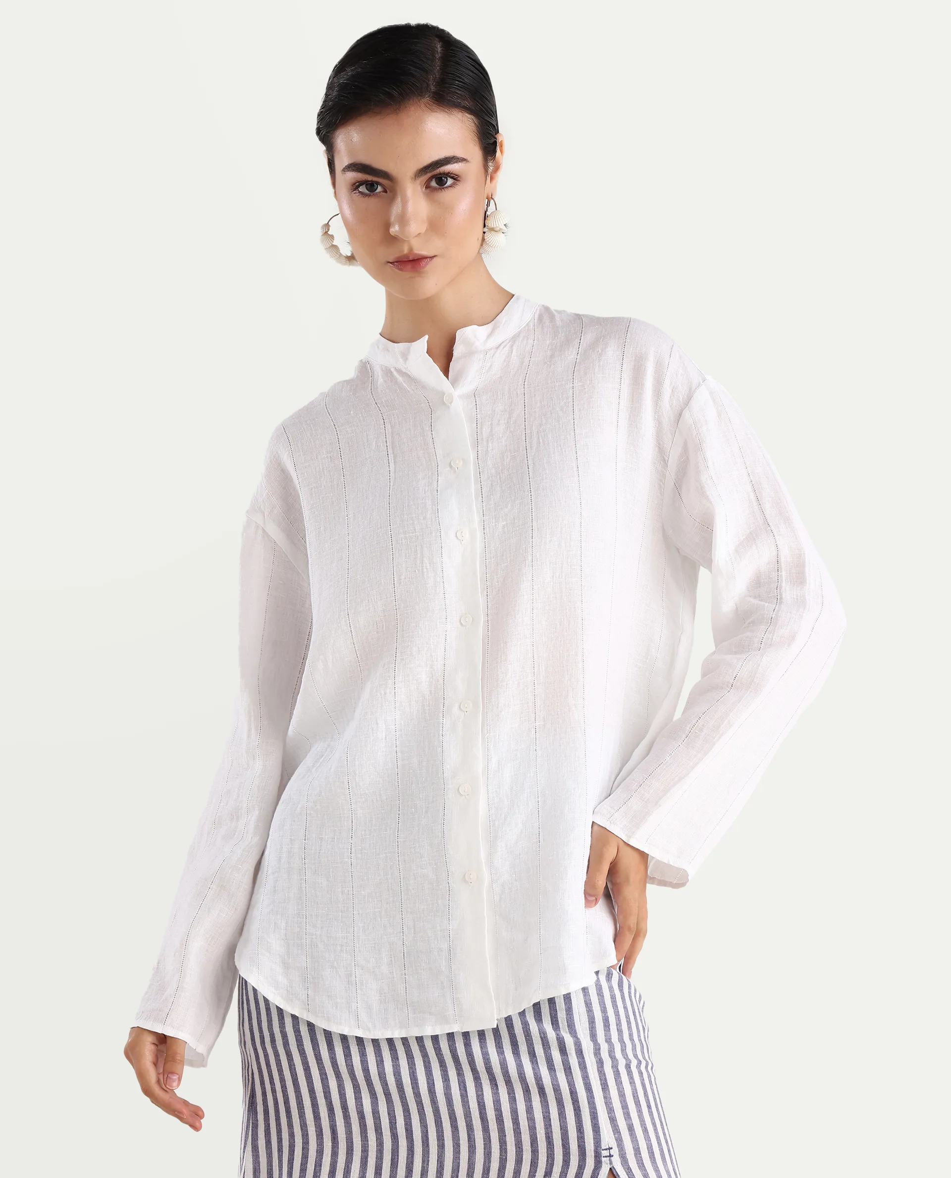 Rareism Women's Nenti White Cotton Mandarin Collar Regular Fit Plain Top - Image 3