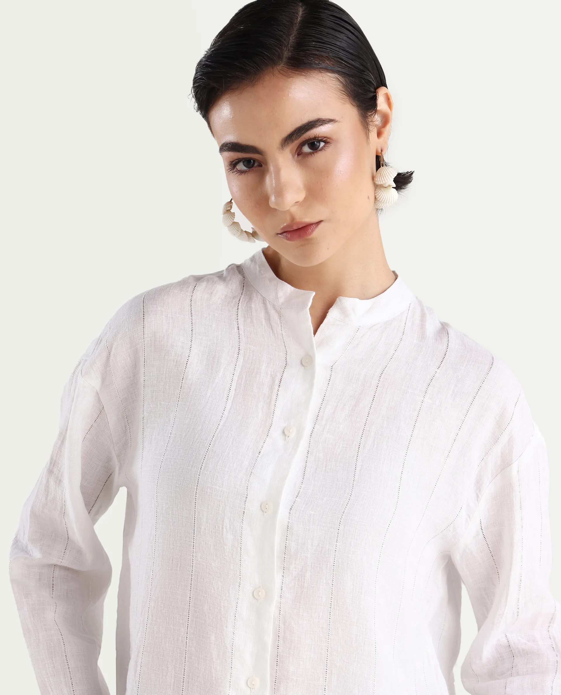 Rareism Women's Nenti White Cotton Mandarin Collar Regular Fit Plain Top - Image 4