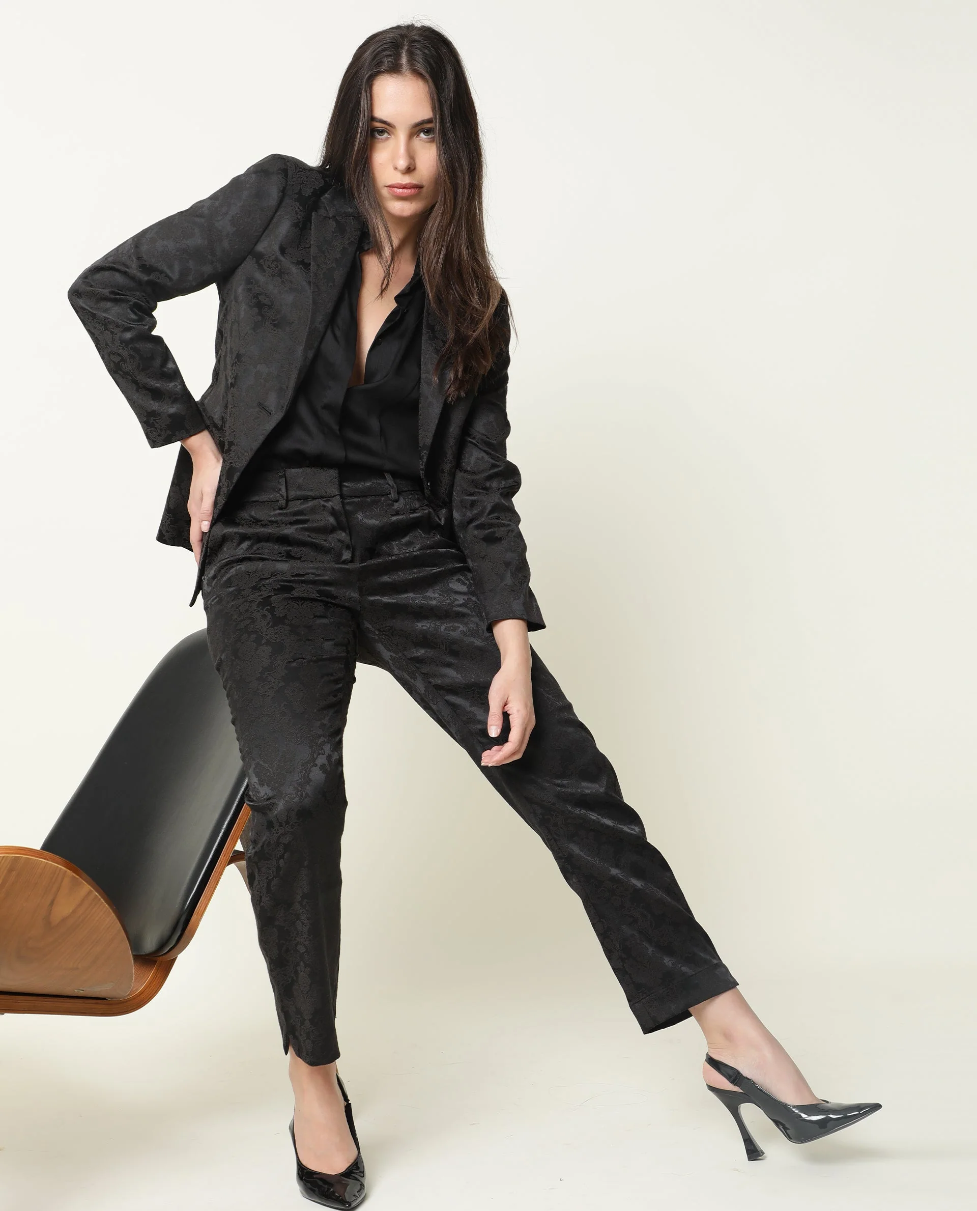 Rareism Women's Nestea Black Velvet Floral Print Ankle Length Tailored Trouser - Image 4
