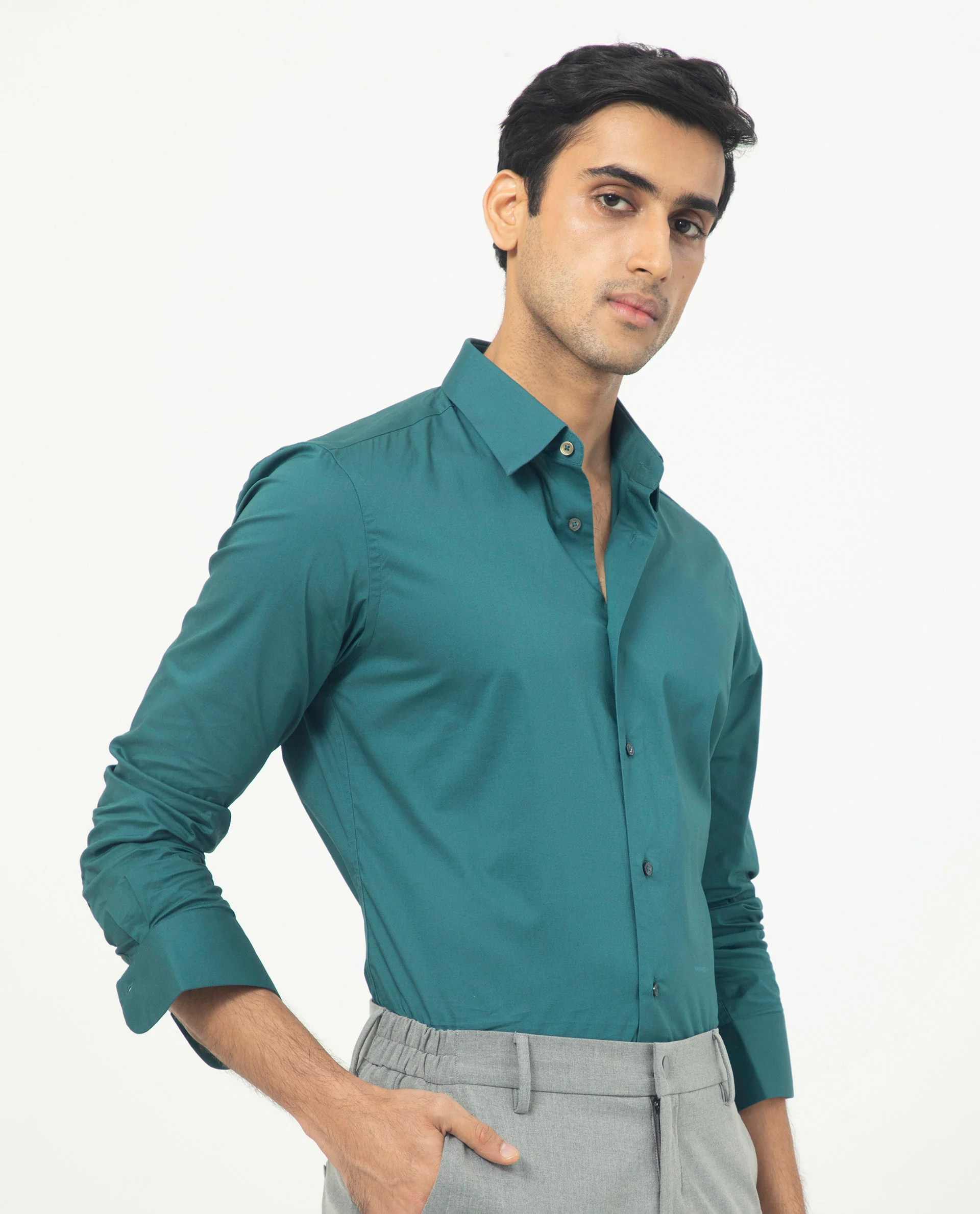 Rare Rabbit Men's Neutons Dark Green Cotton Plain Regular Fit Full Sleeve Collared Shirt - Image 3