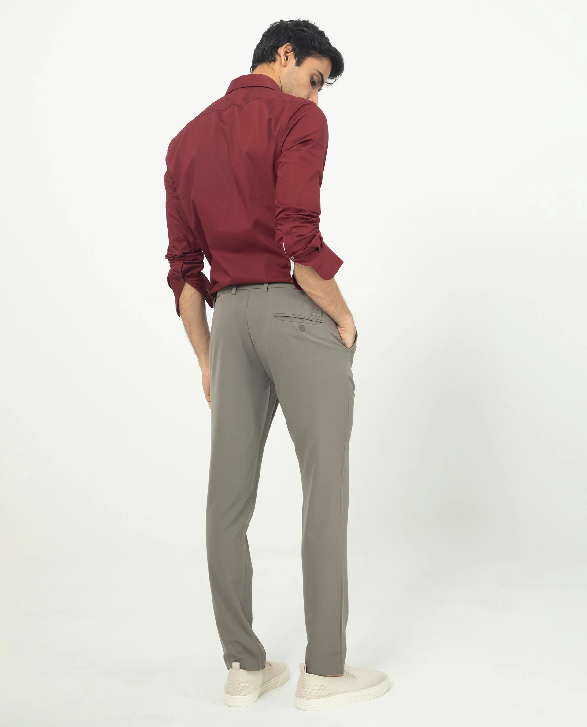 Rare Rabbit Men's Neutons Maroon Cotton Plain Regular Fit Full Sleeve Collared Shirt - Image 10