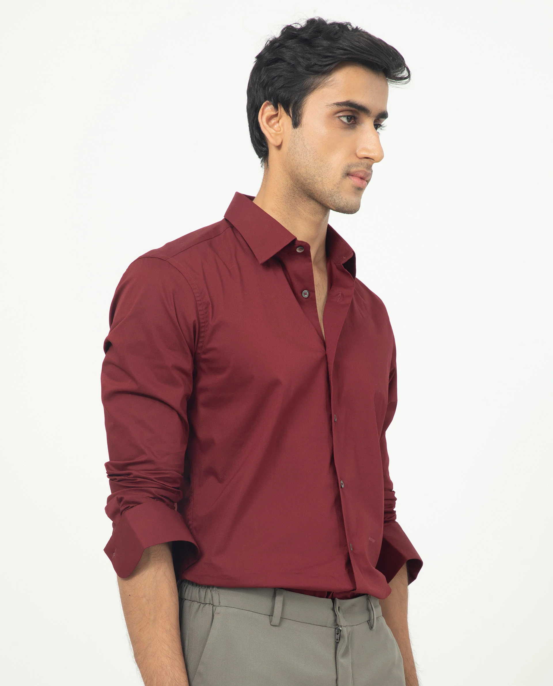 Rare Rabbit Men's Neutons Maroon Cotton Plain Regular Fit Full Sleeve Collared Shirt - Image 7
