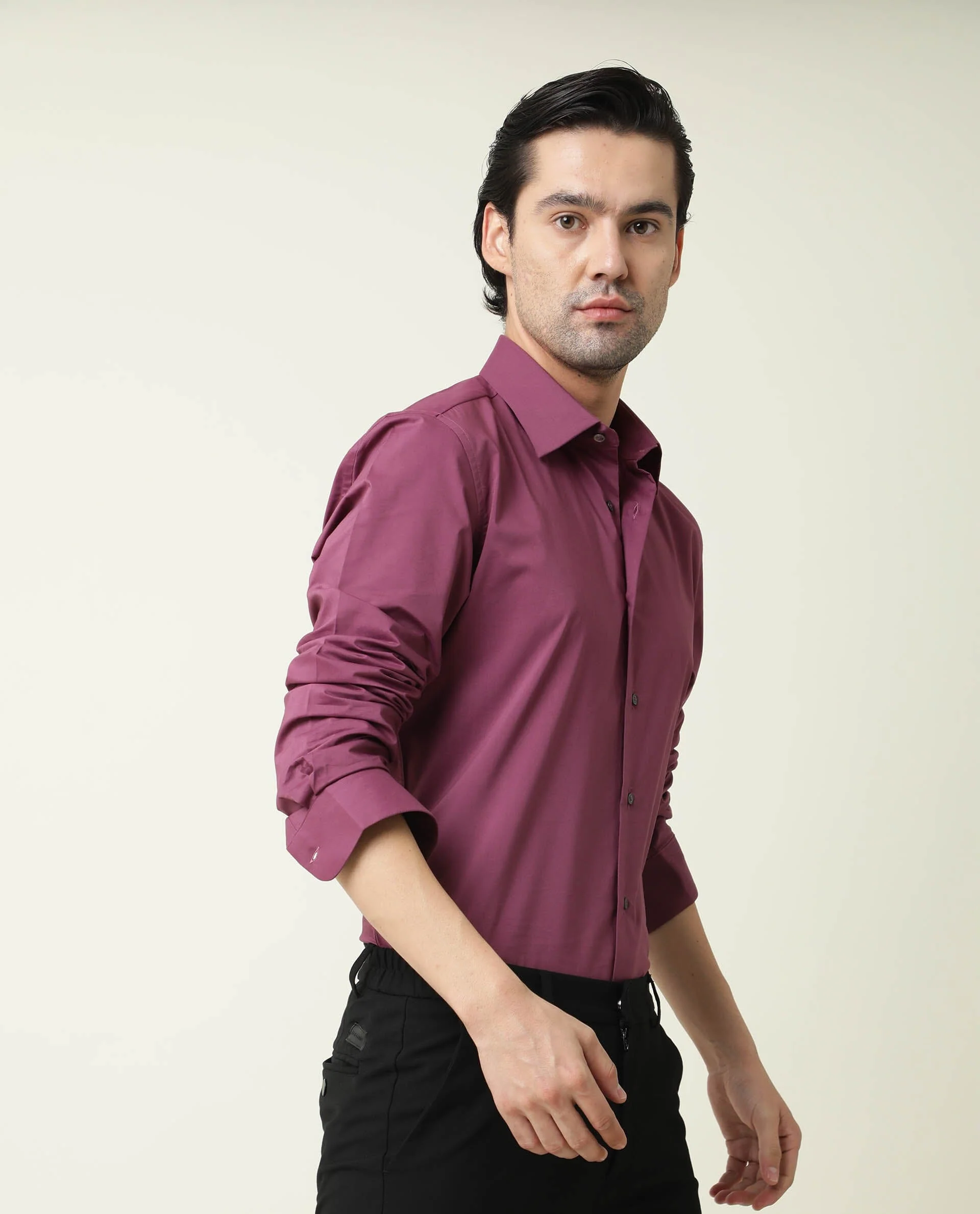 Rare Rabbit Men's Neutro Ls Purple Plain Regular Fit Full Sleeve Spread Collar Shirt - Image 7