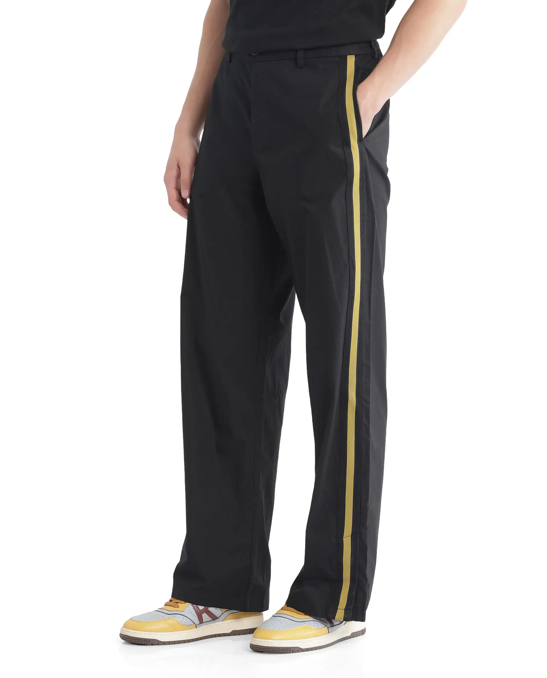 Rare Rabbit Men's Newnon Black Cotton Plain Baggy Fit Track Pant - Image 5