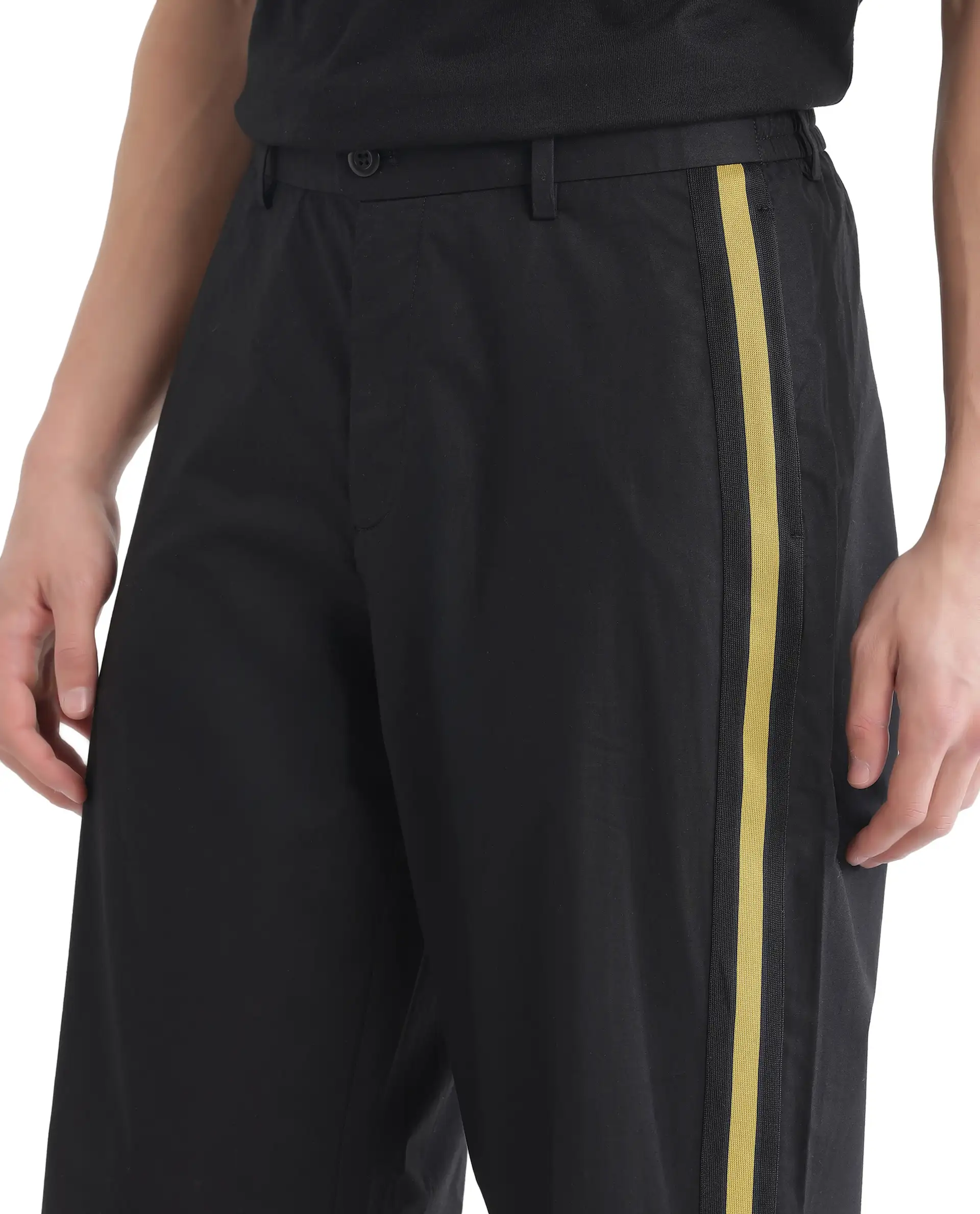 Rare Rabbit Men's Newnon Black Cotton Plain Baggy Fit Track Pant - Image 6