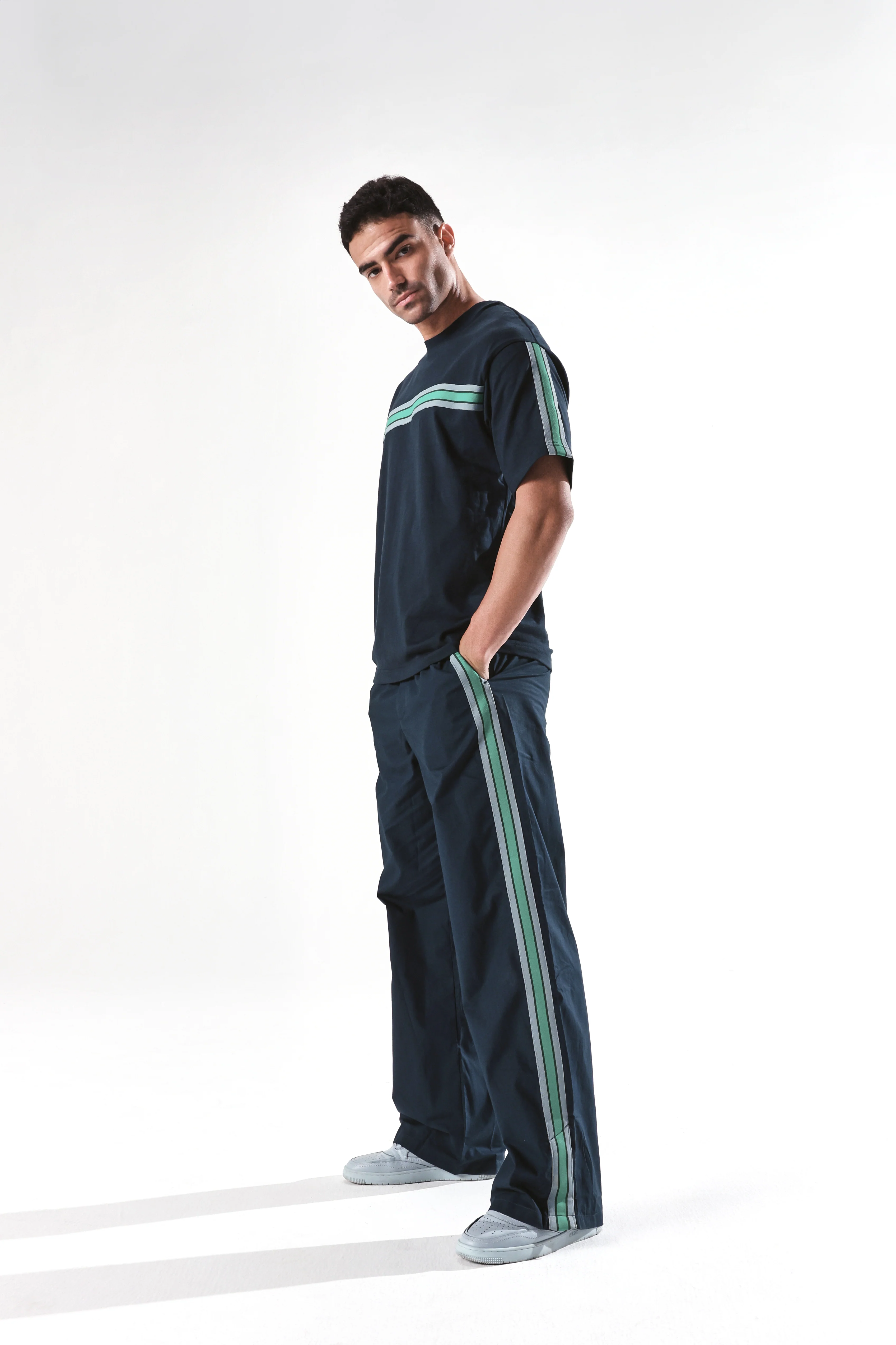 Rare Rabbit Men's Newnon Navy Cotton Plain Baggy Fit Track Pant - Image 5