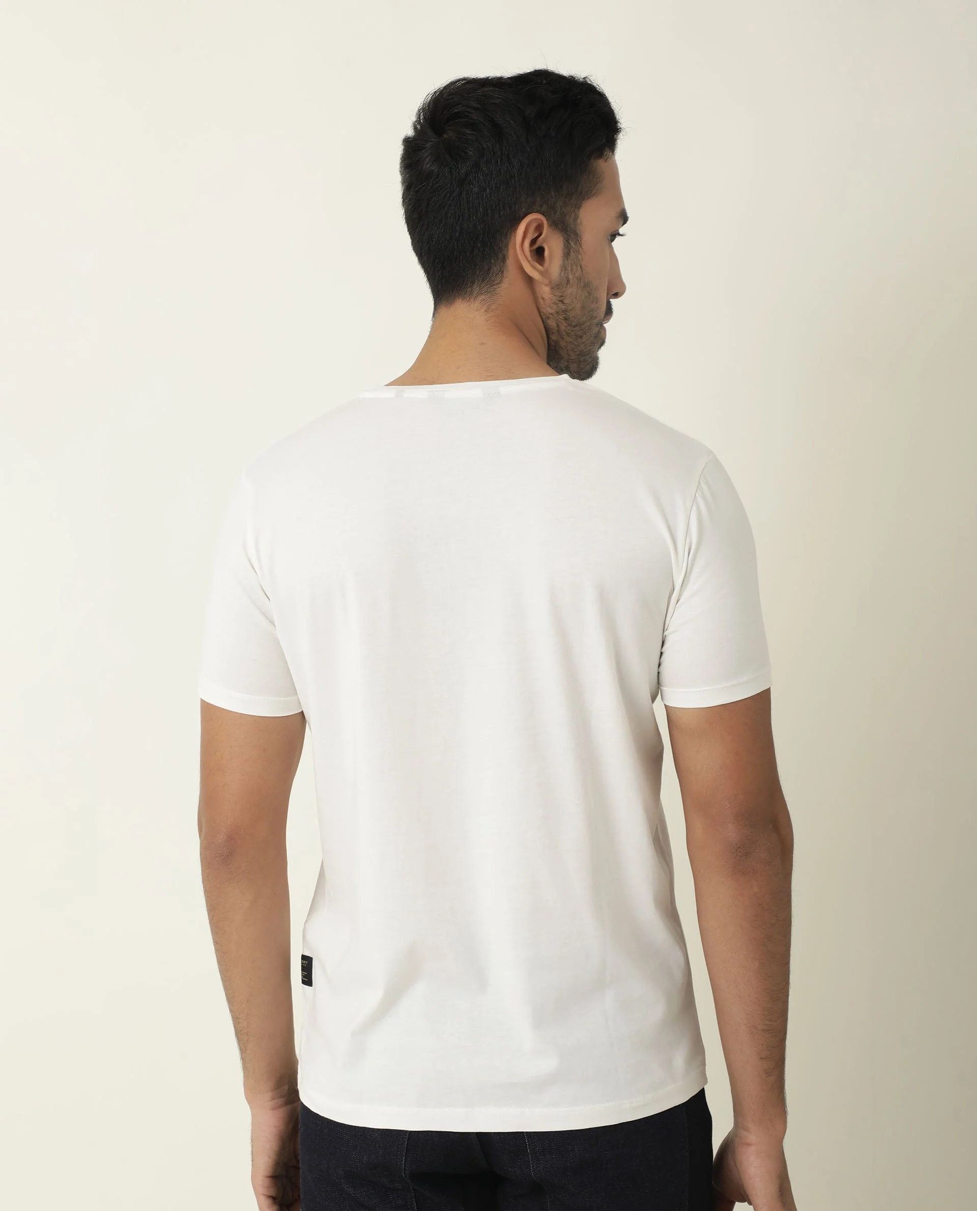 Rare Rabbit Men's Nik White Cotton Graphic Print Slim Fit Half Sleeve Crew Neck T-Shirt - Image 12
