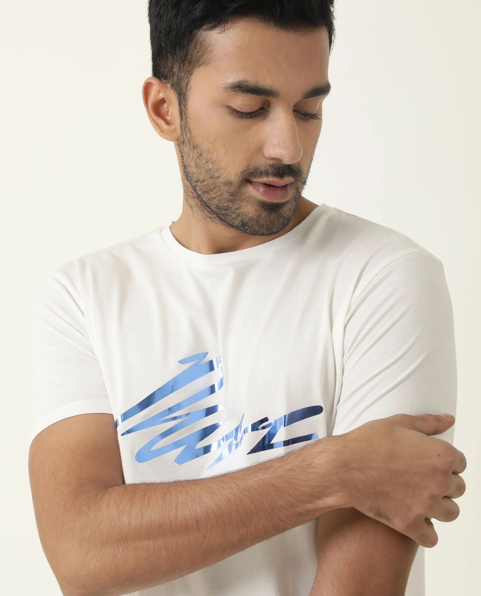 Rare Rabbit Men's Nik White Cotton Graphic Print Slim Fit Half Sleeve Crew Neck T-Shirt - Image 7