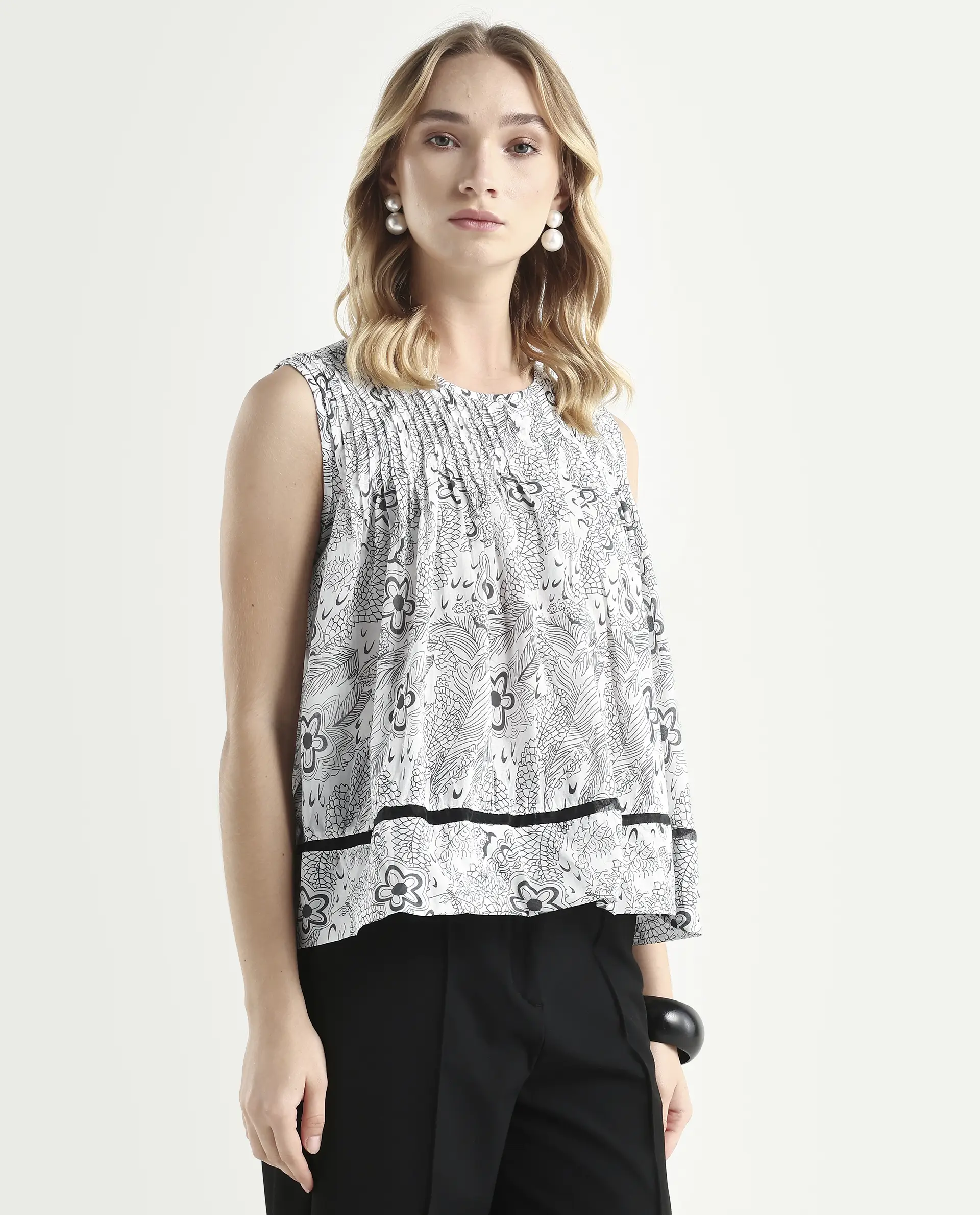 Rareism Women's Nikol White Cotton Crew Neck Abstract Print Sleeveless Regular Fit Top - Image 5