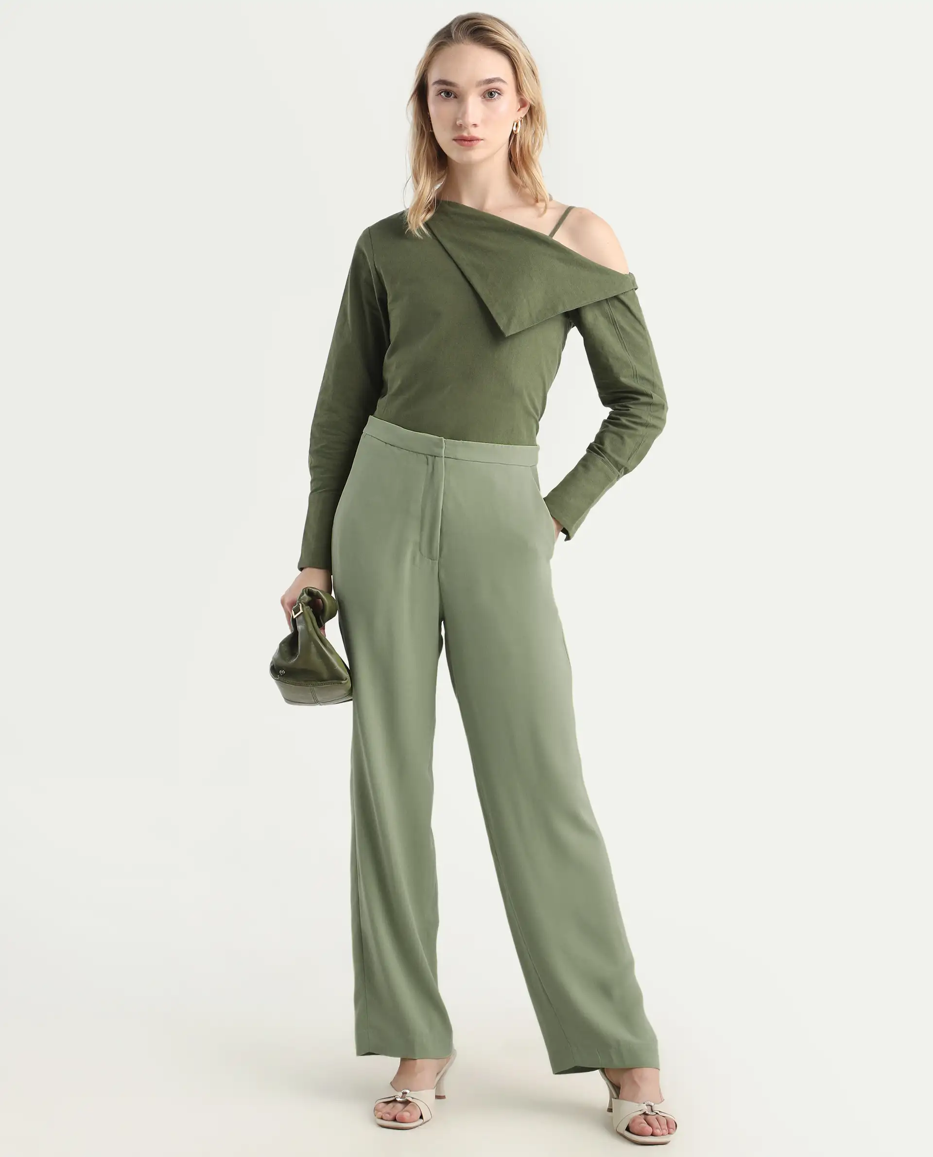 Rareism Women's Nimlu Green Cotton Collarless Plain Cuffed Sleeve Regular Fit Top - Image 2