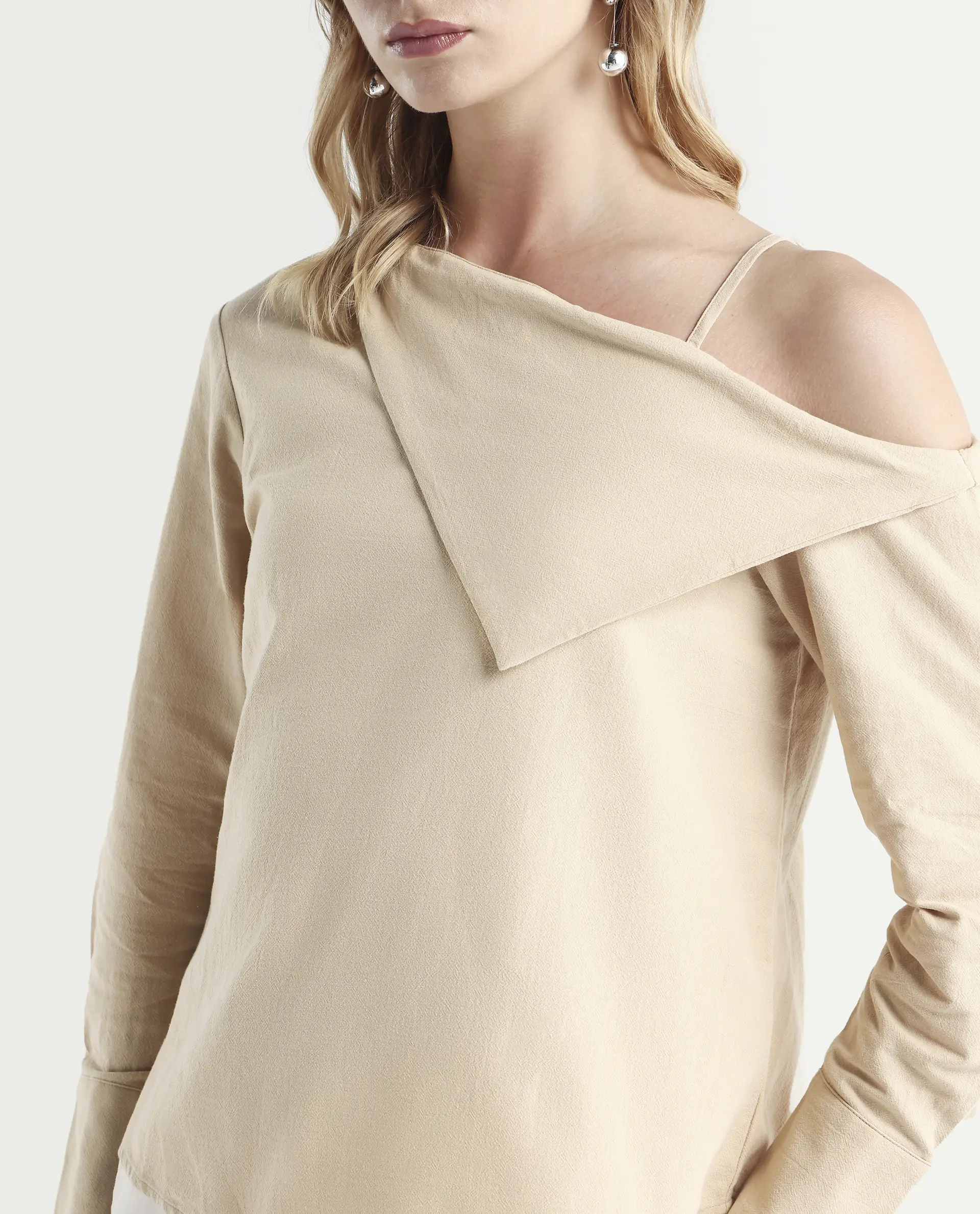 Rareism Women's Nimlu Light Sand Cotton Collarless Plain Cuffed Sleeve Regular Fit Top - Image 3
