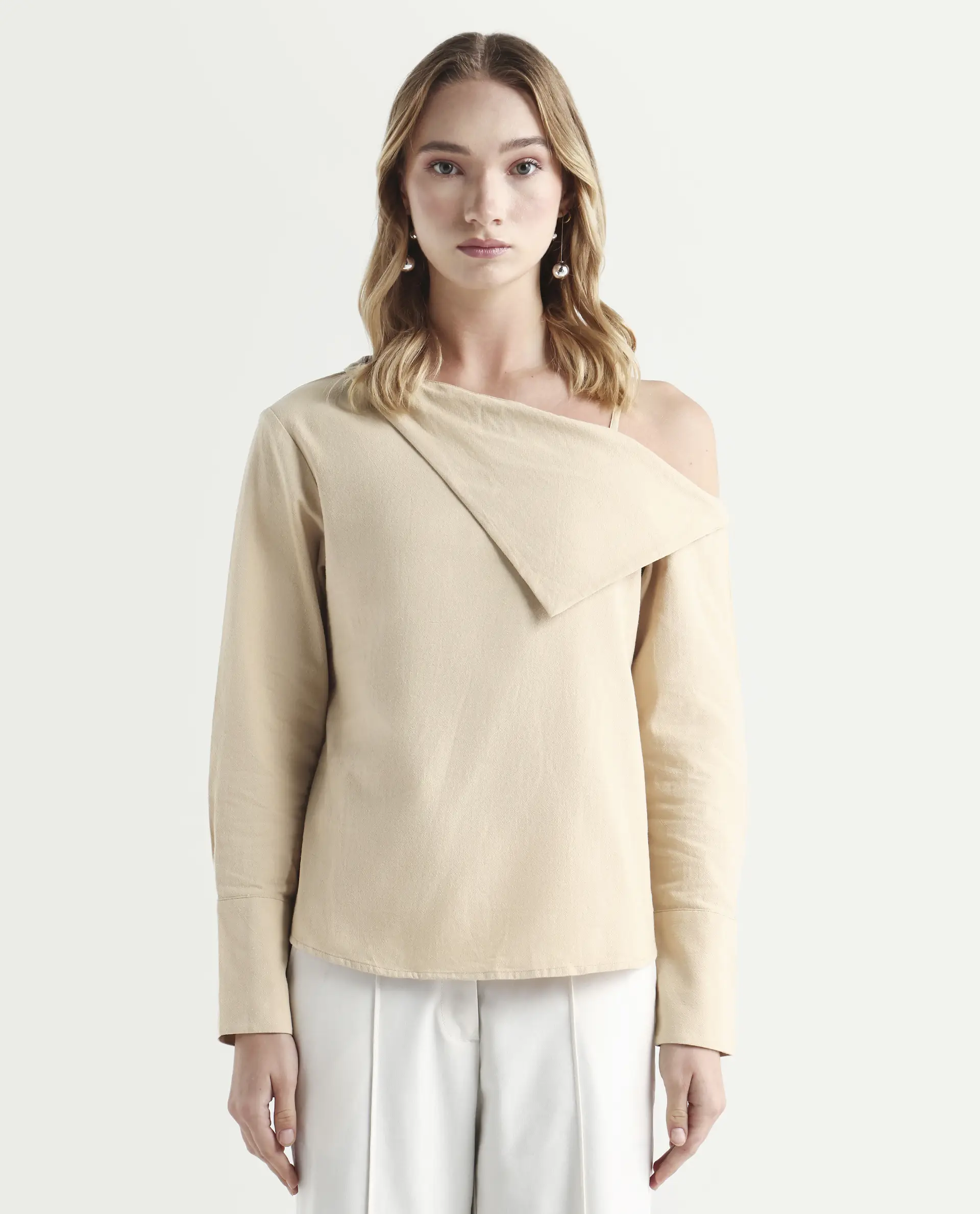Rareism Women's Nimlu Light Sand Cotton Collarless Plain Cuffed Sleeve Regular Fit Top - Image 4