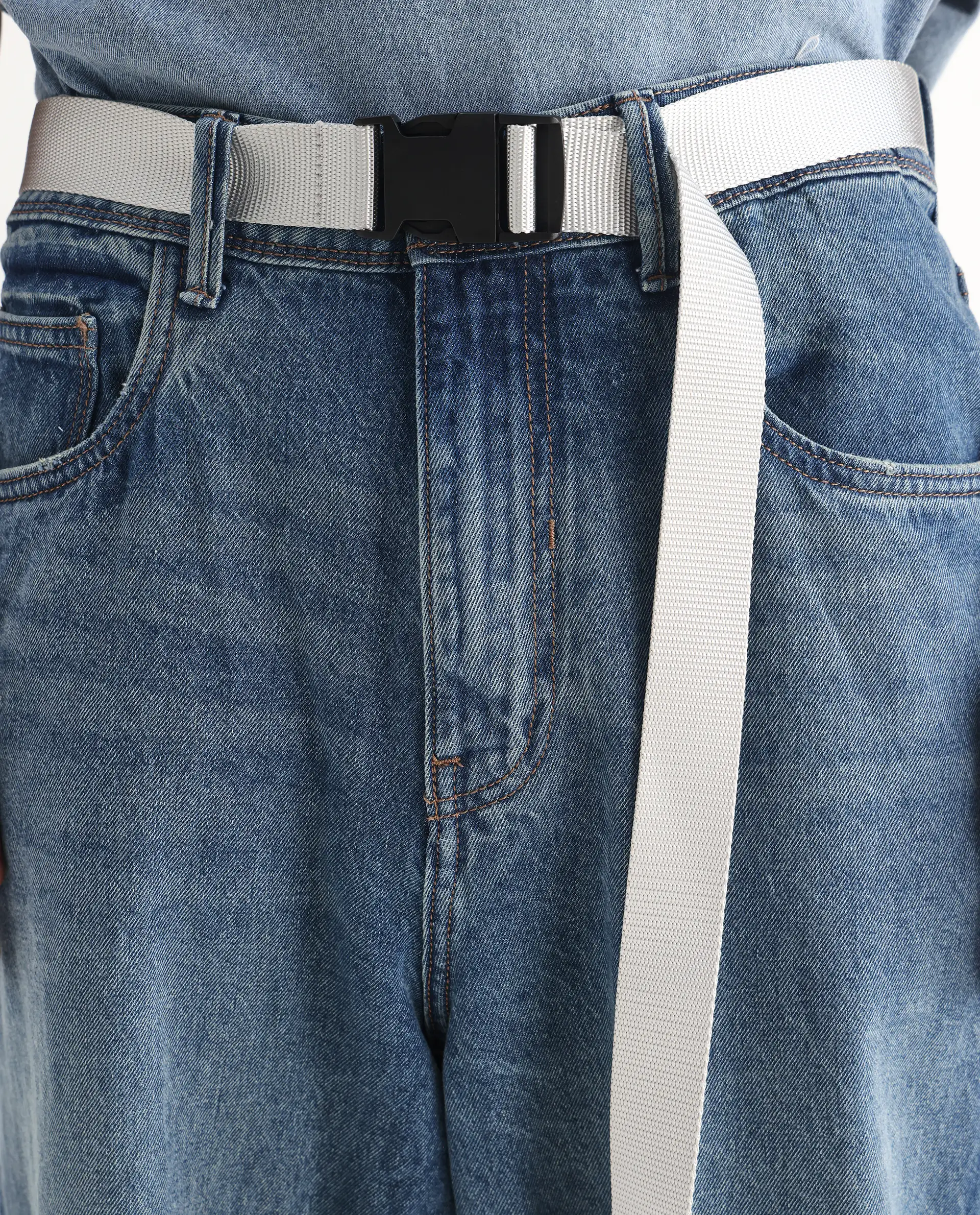 Rare Rabbit Men's Niret Blue Cotton Plain Baggy Fit Jeans - Image 3