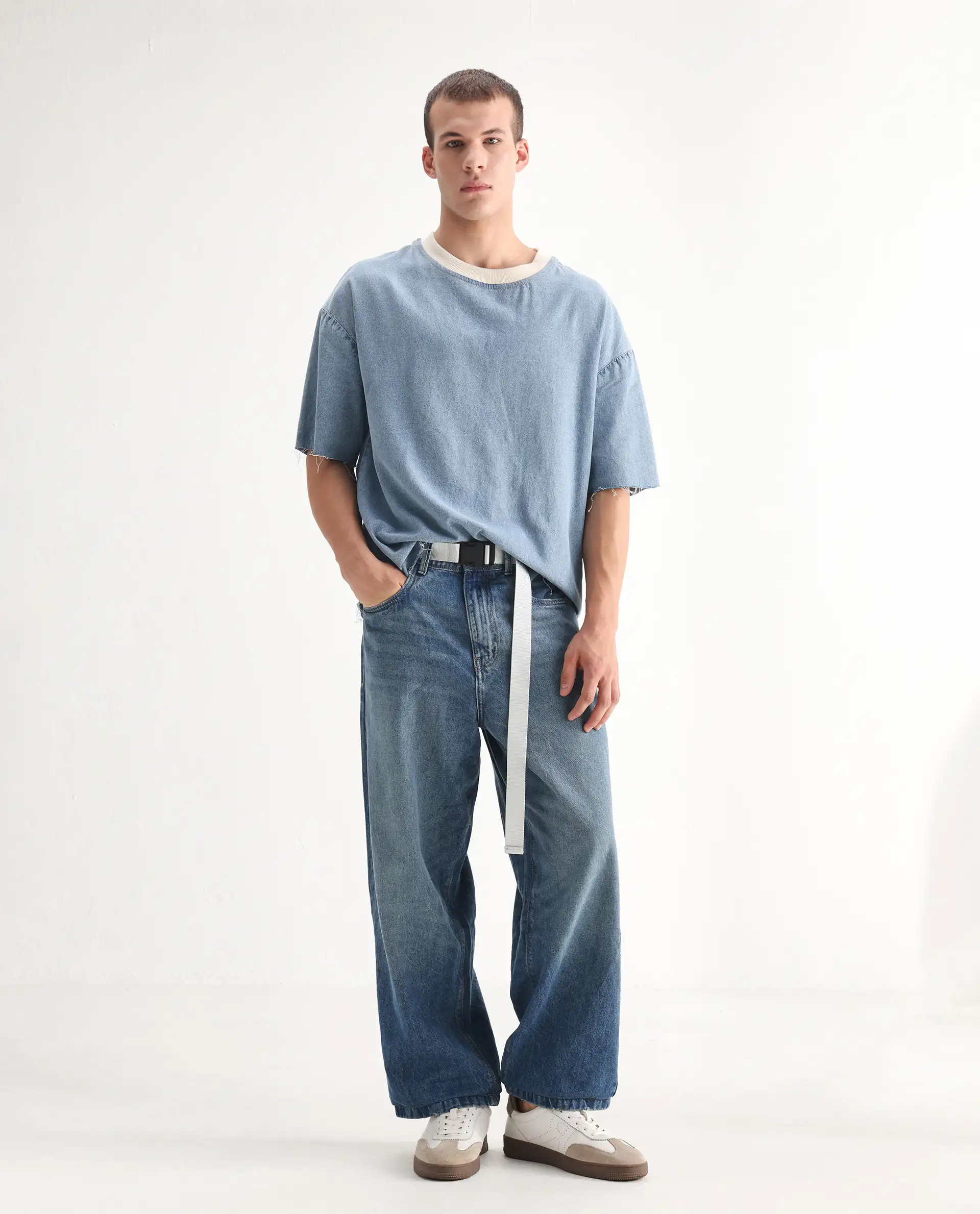 Rare Rabbit Men's Niret Blue Cotton Plain Baggy Fit Jeans - Image 4