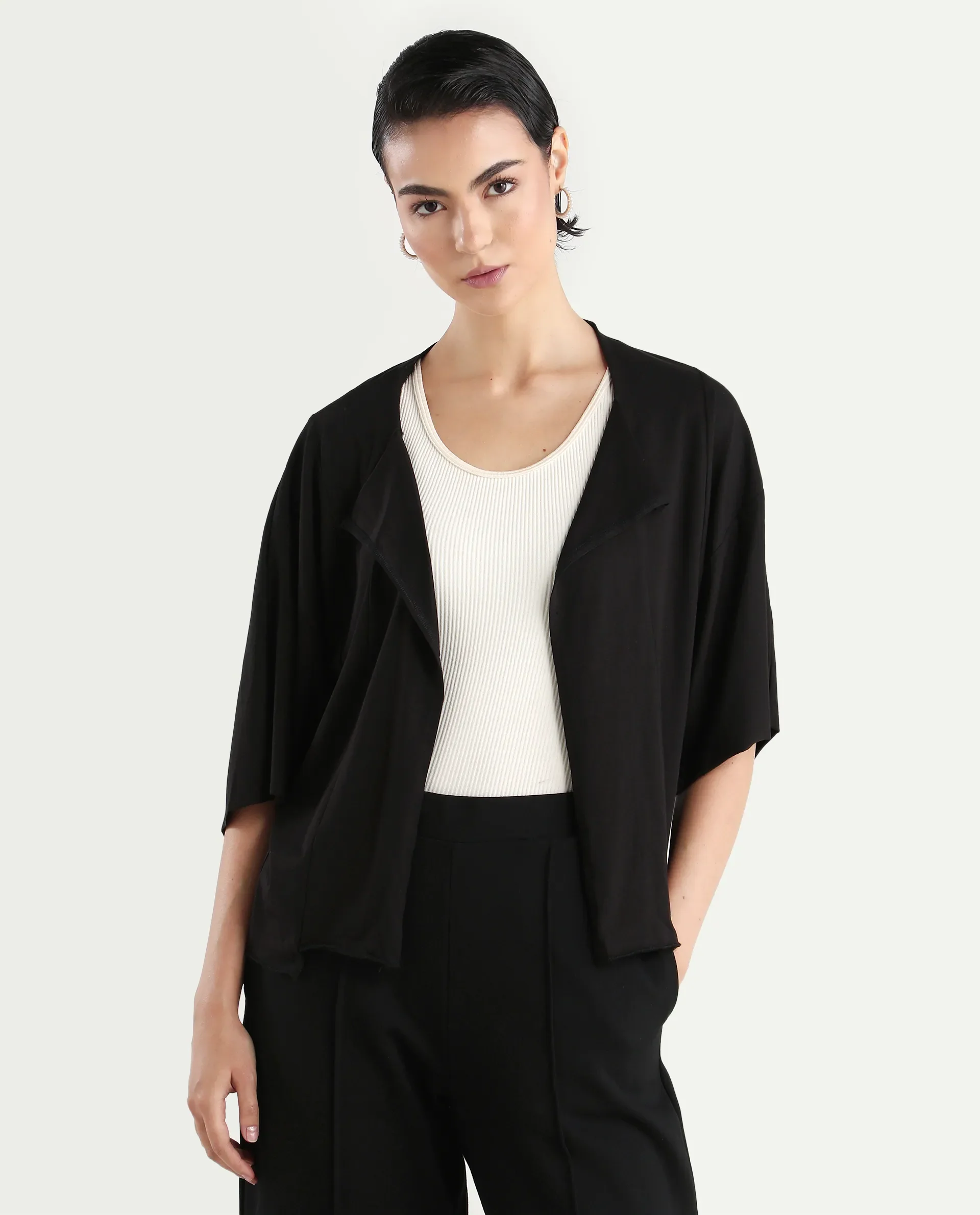 Rareism Women's Nirv Black Cotton Collarless Plain Relaxed Fit Shrug - Image 3