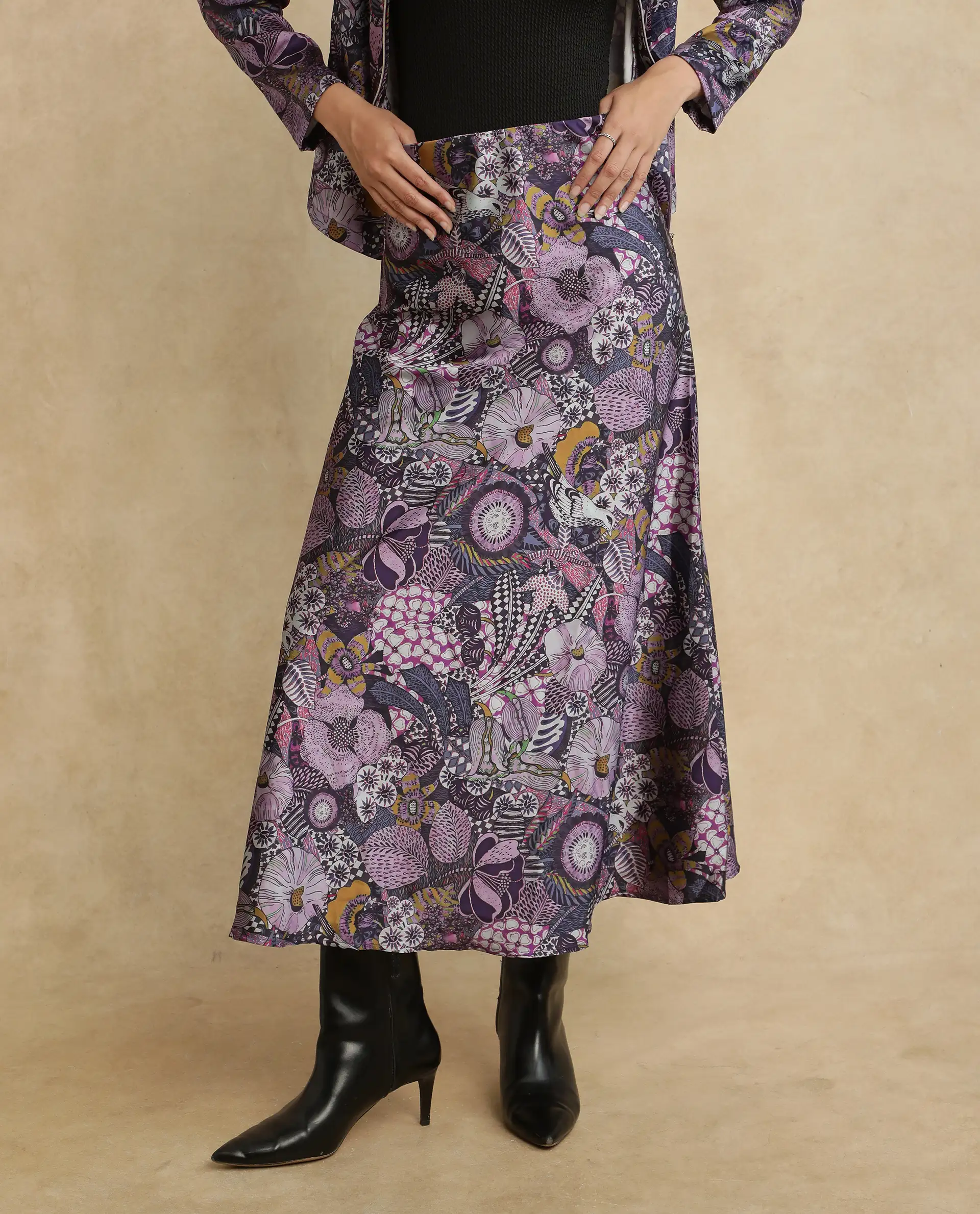 Rareism Women's Niyan Multi Satin Abstract Print Ankle Length Regular Fit Skirt - Image 2