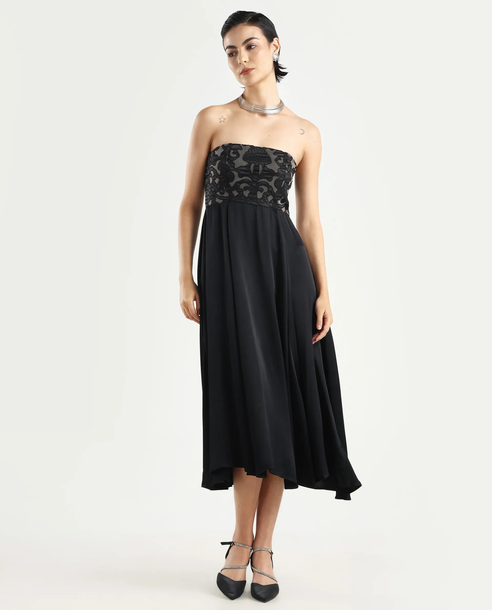 Rareism Women's Nizfer Black Satin Tube Neck Plain Sleeveless Midi Fit And Flare Dress - Image 2