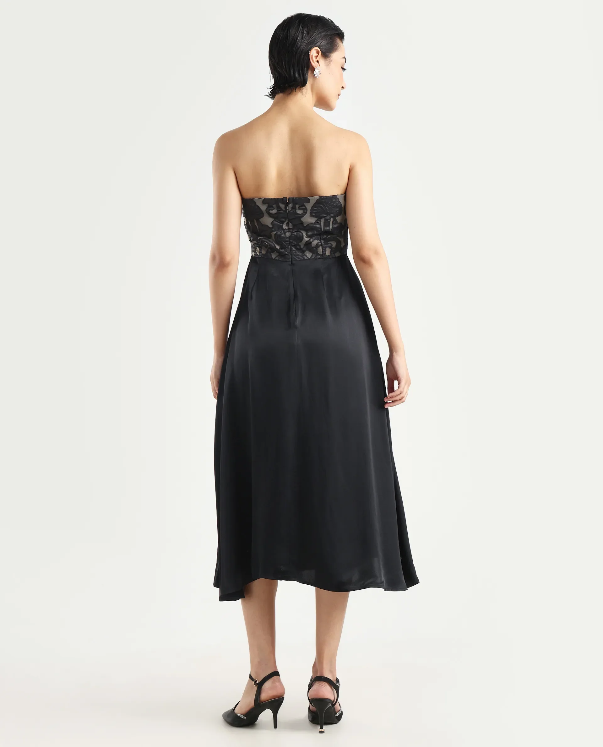 Rareism Women's Nizfer Black Satin Tube Neck Plain Sleeveless Midi Fit And Flare Dress - Image 7