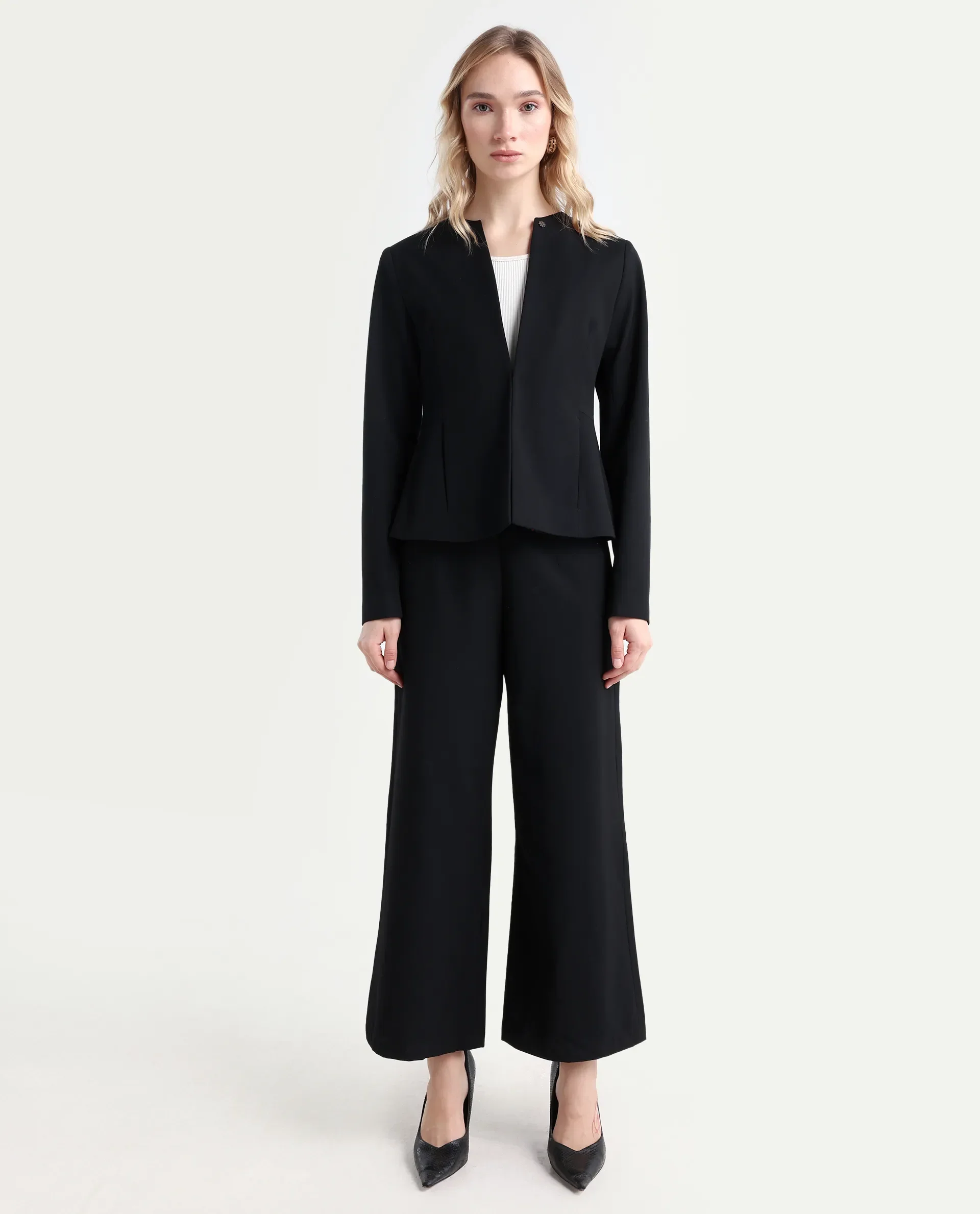 Rareism Women's Noahti Black Cotton Plain Ankle Length Wide Trouser - Image 3