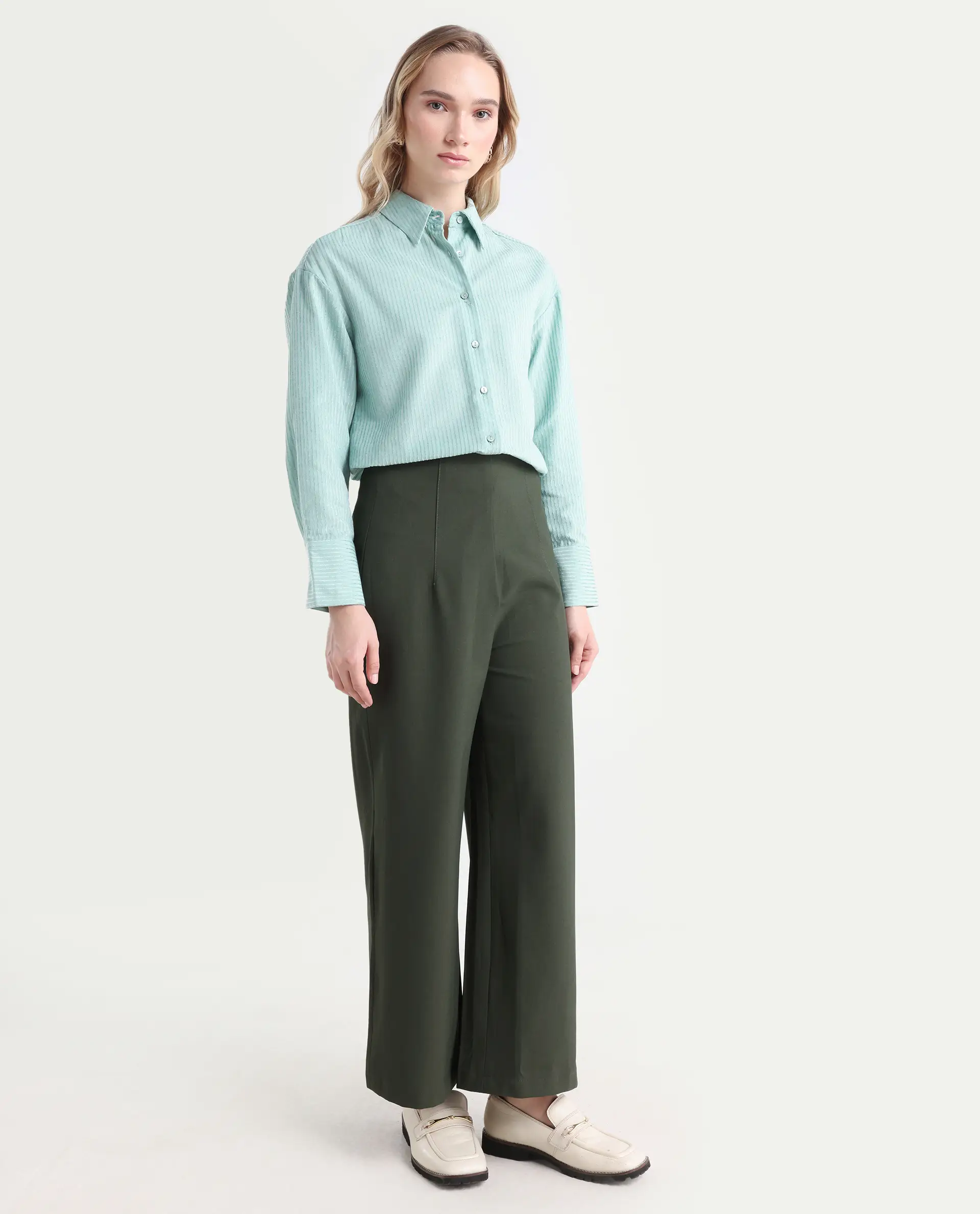 Rareism Women's Noahti Green Cotton Plain Ankle Length Wide Trouser - Image 6