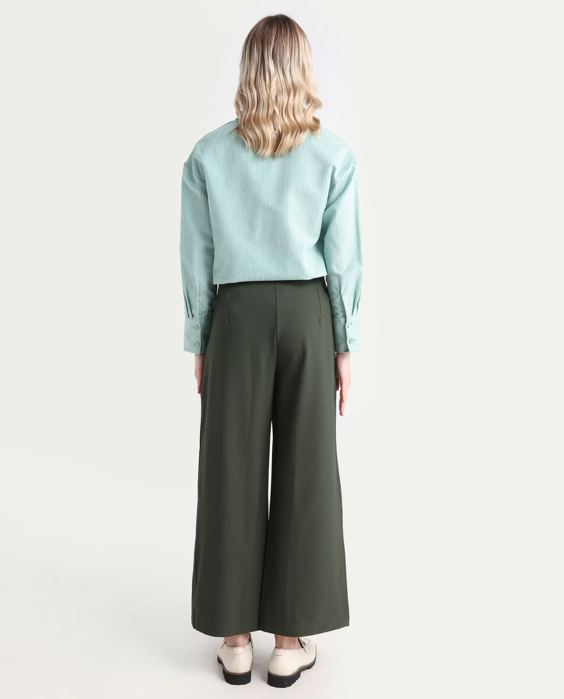 Rareism Women's Noahti Green Cotton Plain Ankle Length Wide Trouser - Image 7