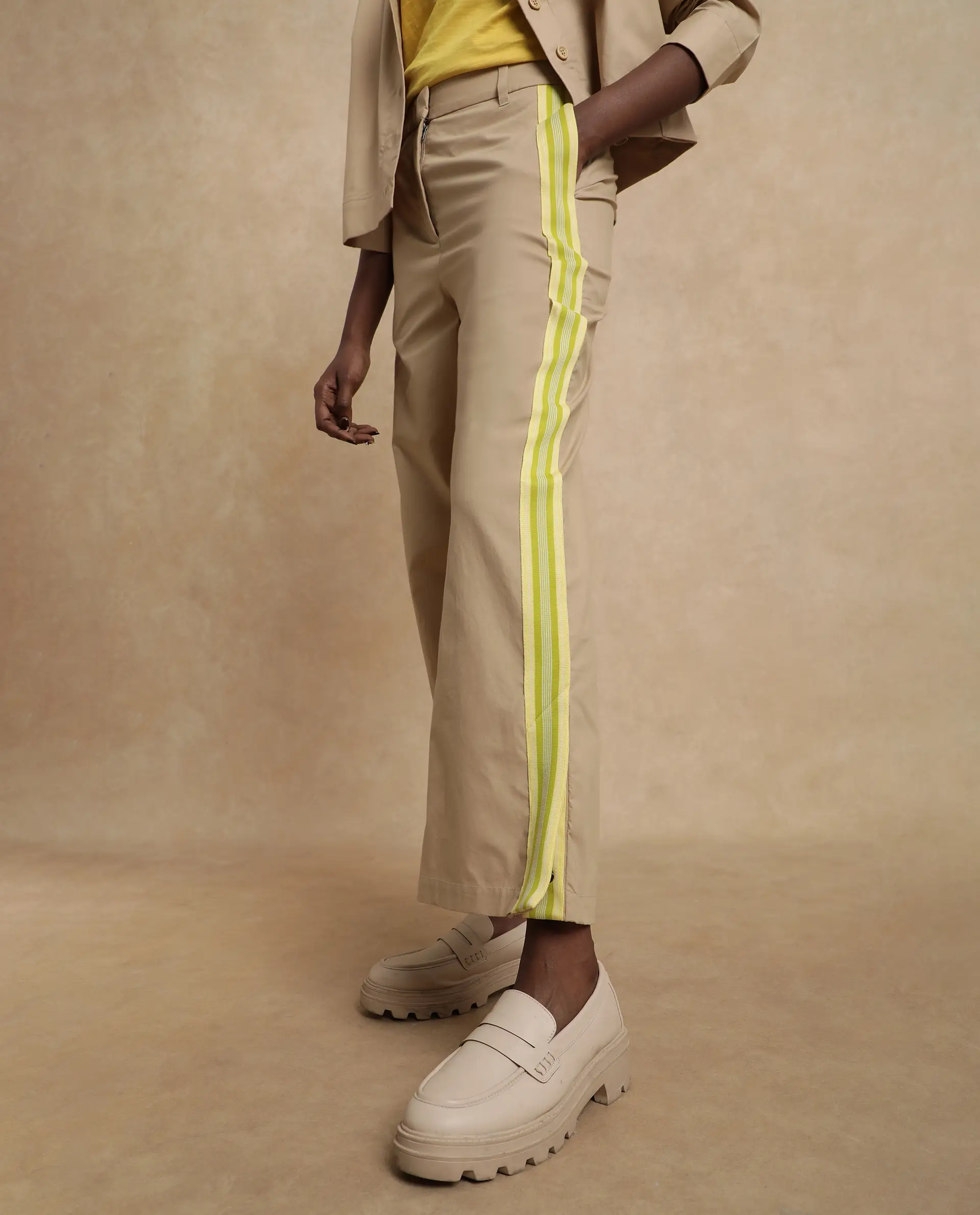 Rareism Women's Nocam B Beige Cotton Plain Ankle Length Wide Trouser - Image 10