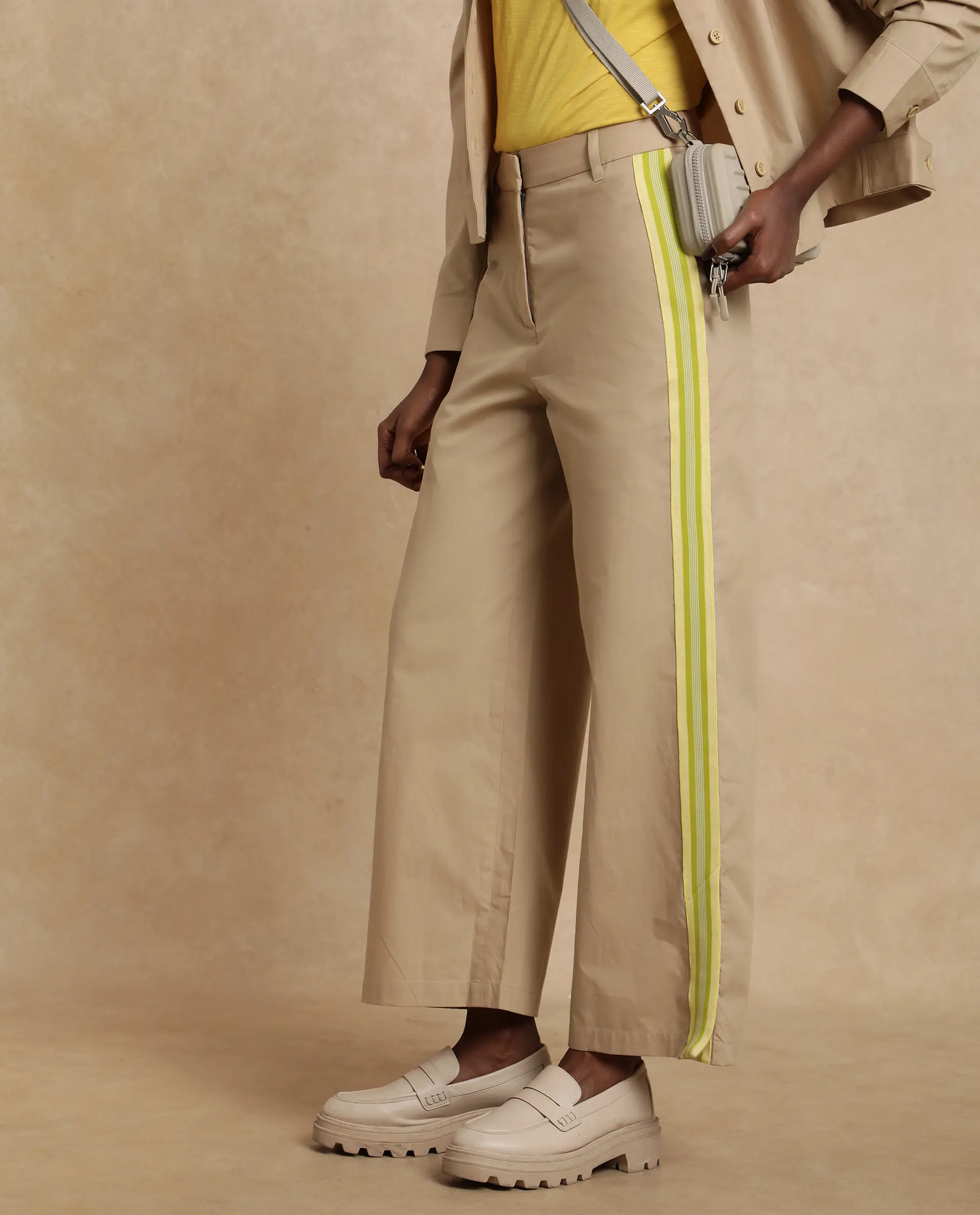 Rareism Women's Nocam B Beige Cotton Plain Ankle Length Wide Trouser - Image 7