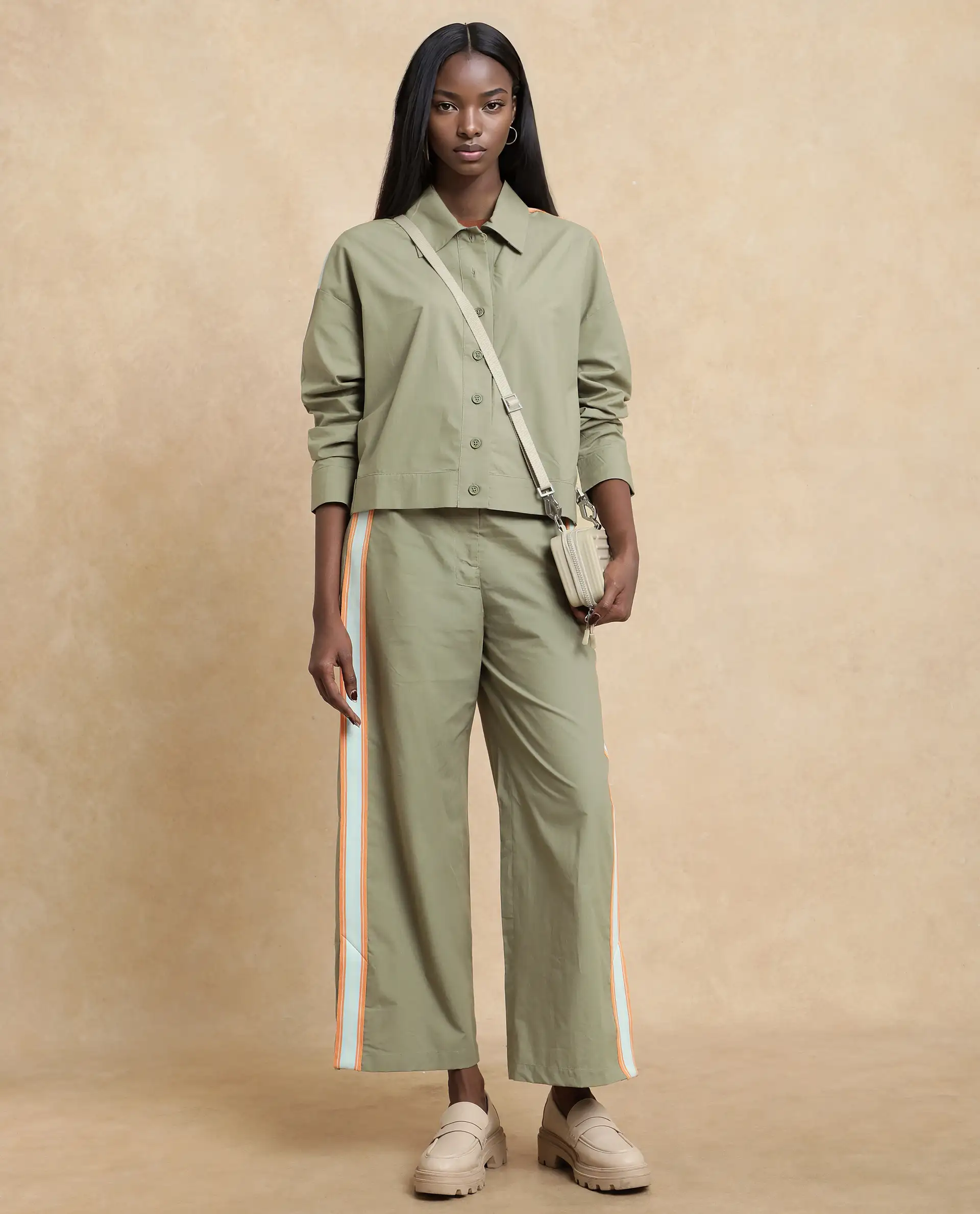 Rareism Women's Nocam B Dusky Green Cotton Plain Ankle Length Wide Trouser - Image 5