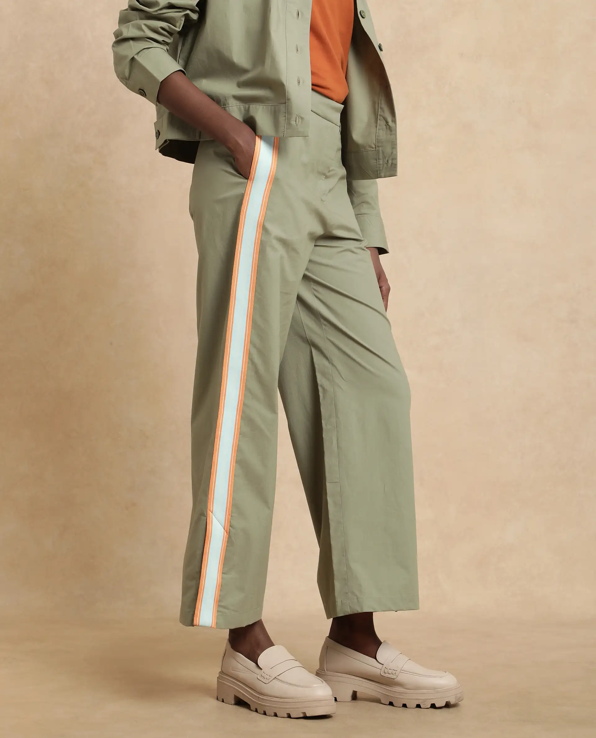 Rareism Women's Nocam B Dusky Green Cotton Plain Ankle Length Wide Trouser - Image 6